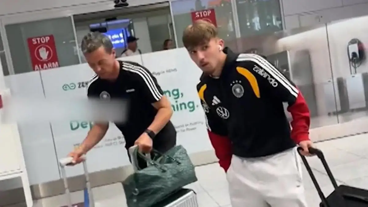 Hier kommt Deutschland-Hoffnung Karl wieder in München an Bitteres WM-Aus!