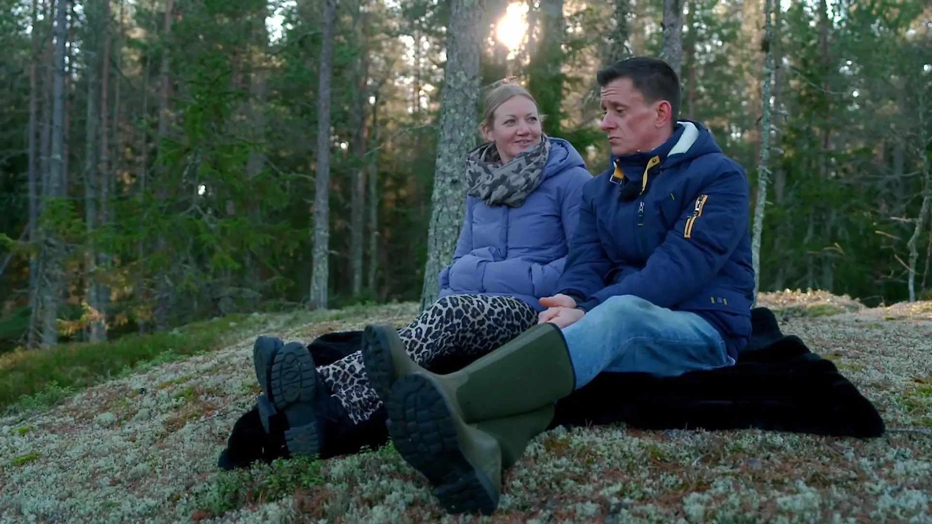 Florian schenkt Leonie ein besonderes Naturerlebnis Waldbaden in Schweden