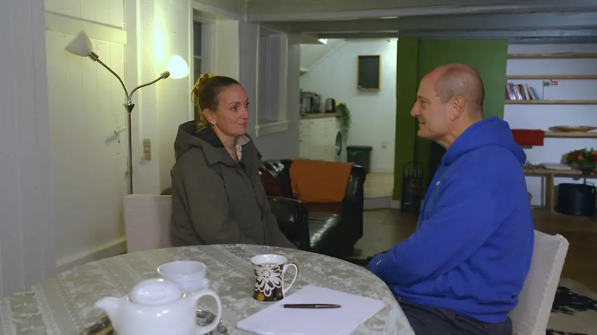 Wird Nadines Besserwissen für Ron zum Problem? Streit statt Teamwork
