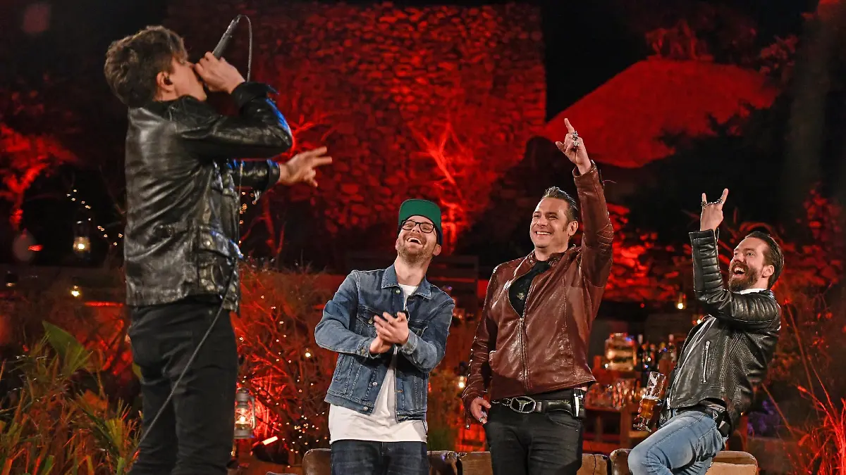 V.l.: Michael Patrick Kelly, Mark Forster, Sascha Vollmer, Alec Völkel und Stefanie Kloß.