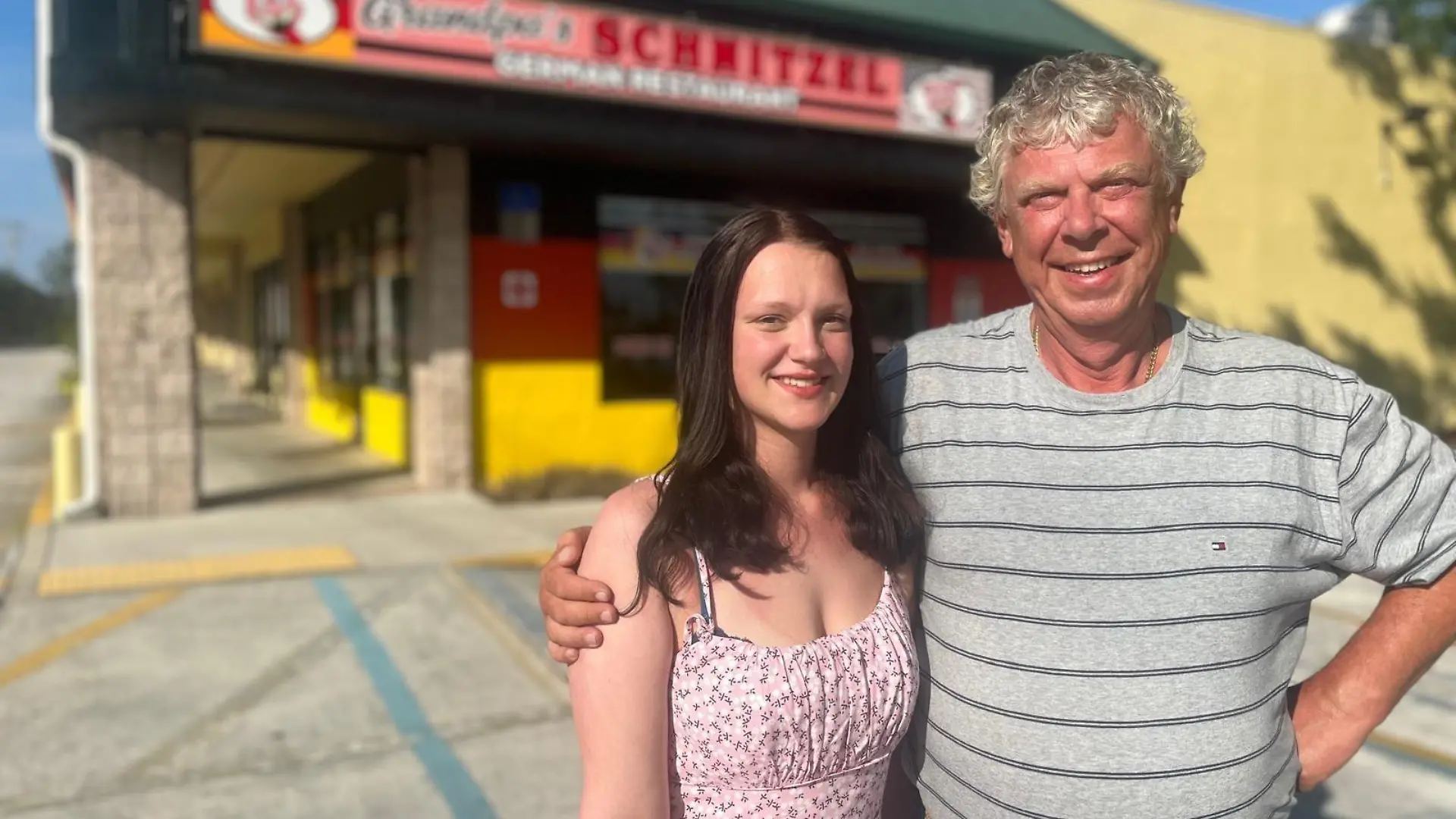 Familie Bischoff
+++ Die Verwendung des sendungsbezogenen Materials ist nur mit dem Hinweis und Verlinkung auf RTL+ gestattet. +++