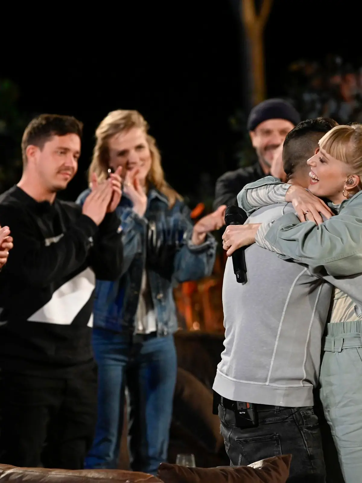 V.l.: Michael Patrick Kelly, Nico Santos, Ilse DeLange, Jan Plewka, Max Giesinger, LEA, MoTrip

Die Verwendung des sendungsbezogenen Materials ist nur mit dem Hinweis und Verlinkung auf TVNOW gestattet.