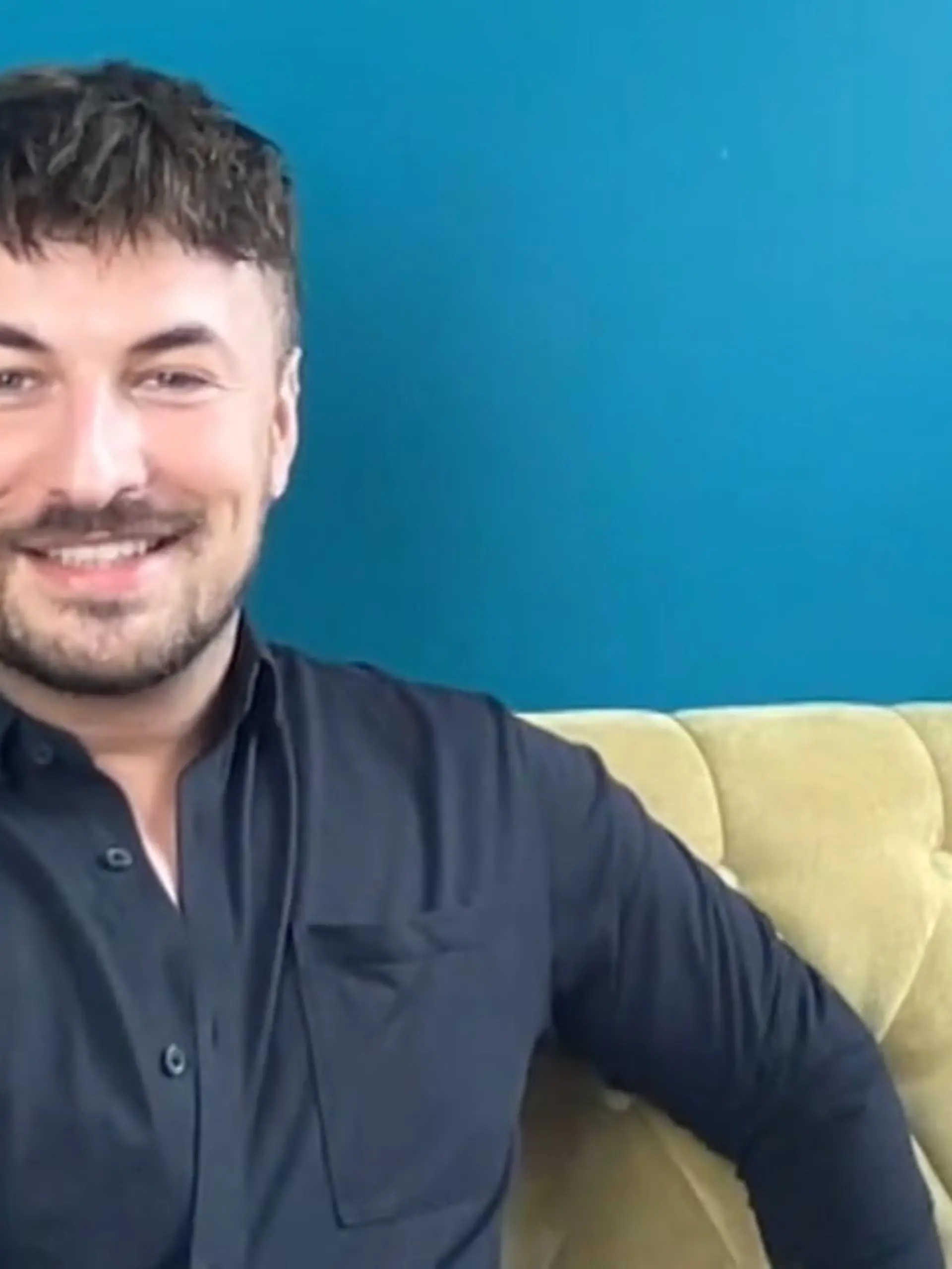 Nicolas Puschmann erzählt uns, wie Mr. Right für seine Mama sein muss