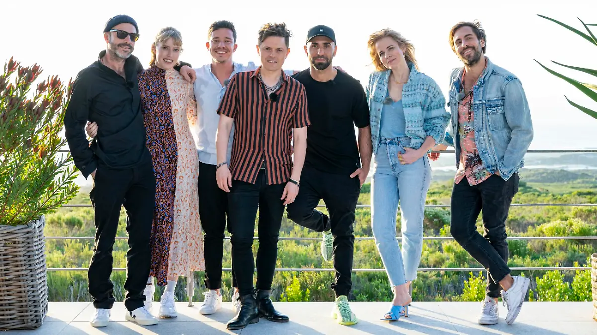 V.l.: Jan Plewka, LEA, Nico Santos, Michael Patrick Kelly, MoTrip, Ilse DeLange, Max Giesinger
Die Verwendung des sendungsbezogenen Materials ist nur mit dem Hinweis und Verlinkung auf TVNOW gestattet.