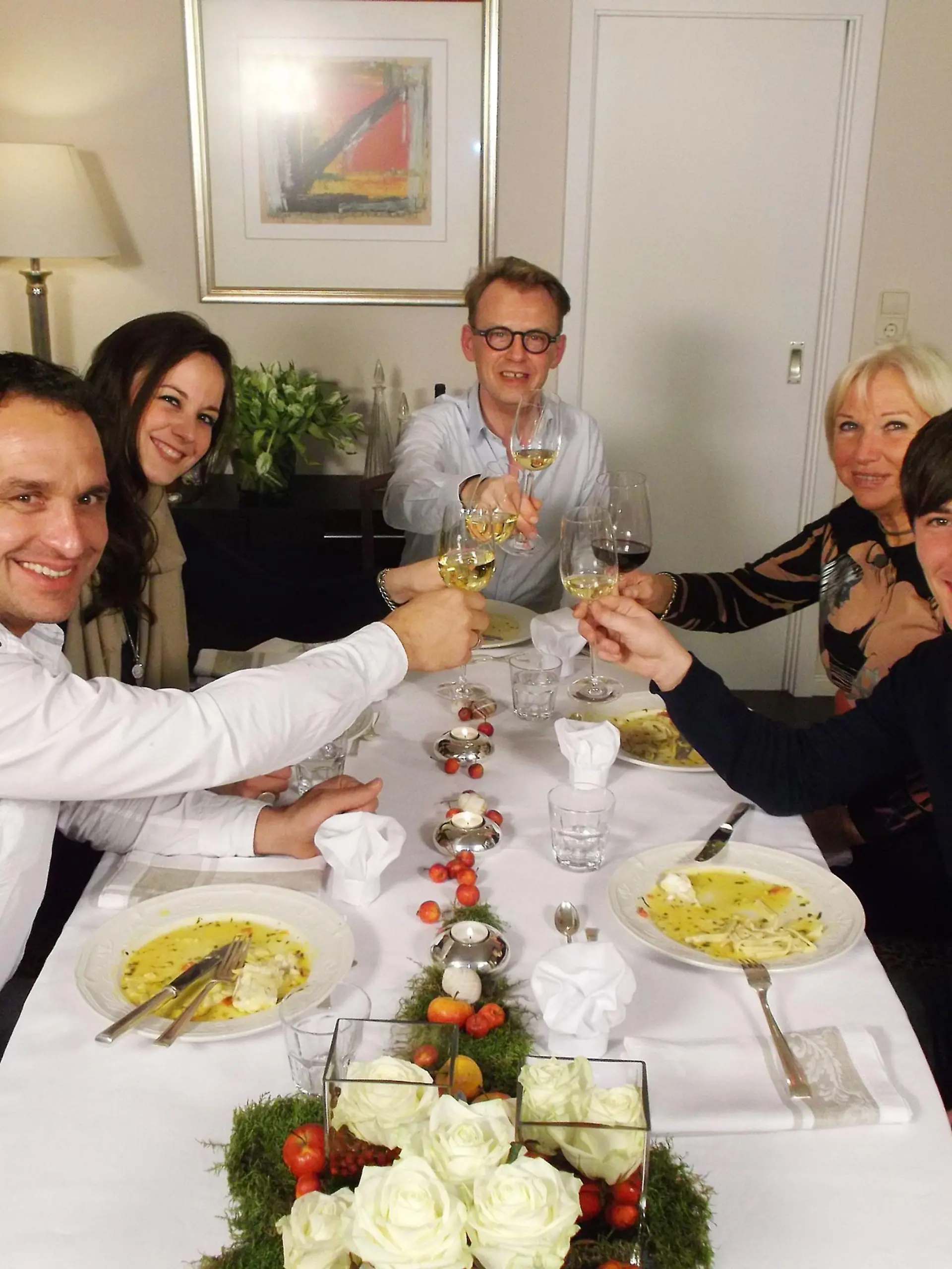 V.l.: Stefan (45), Tatjana (23), Gastgeber Ullrich (49), Gabriele (66) und Sascha (29).