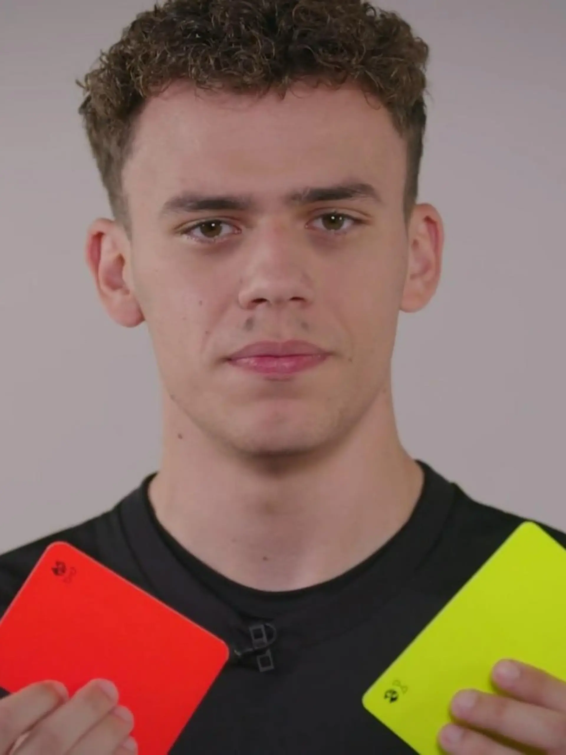 Bild zu: "Pascal Martin kämpft gegen Gewalt im Fußball"
