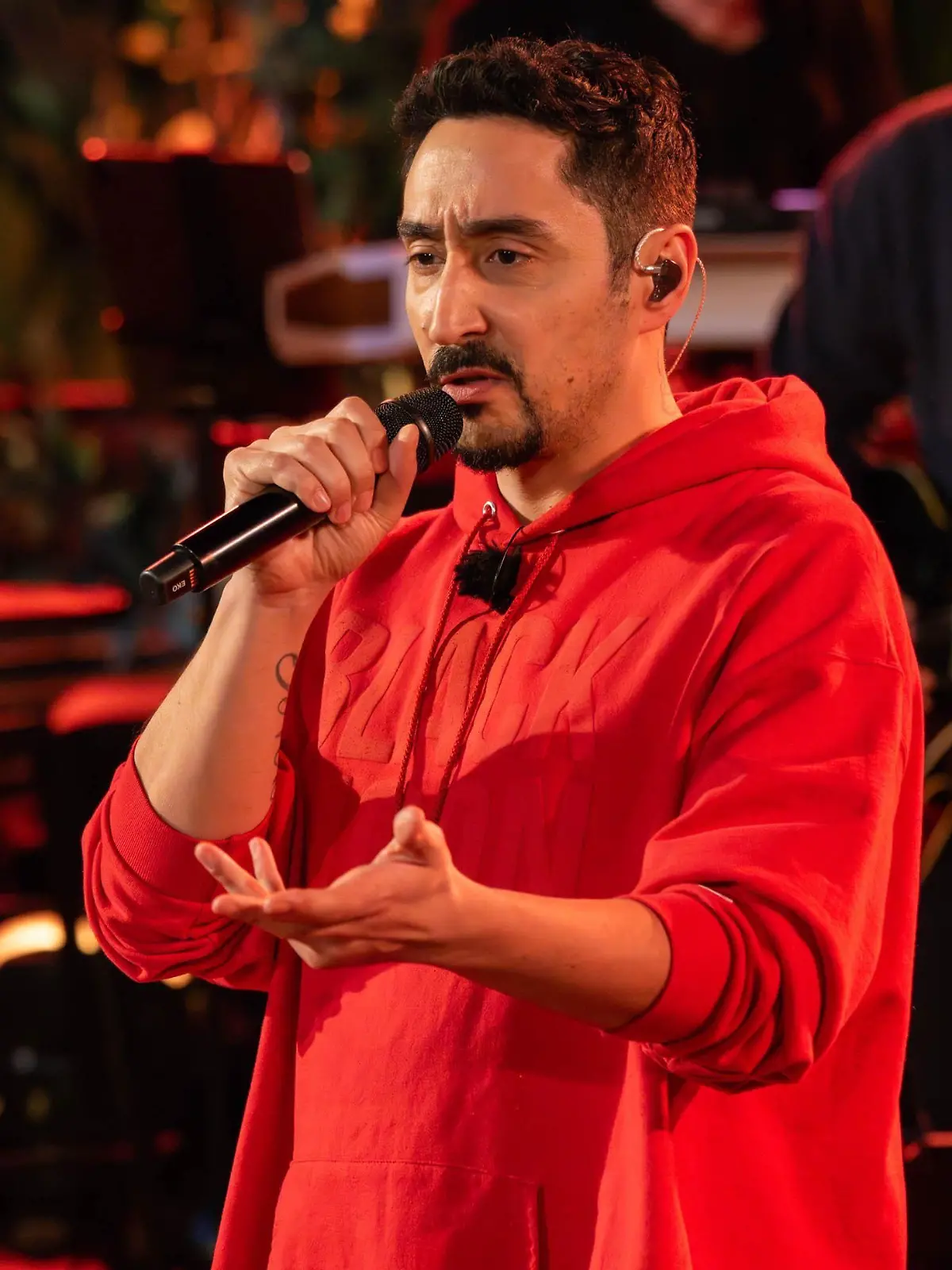 Eko Fresh

+++ Die Verwendung des sendungsbezogenen Materials ist nur mit dem Hinweis und Verlinkung auf RTL+ gestattet. +++