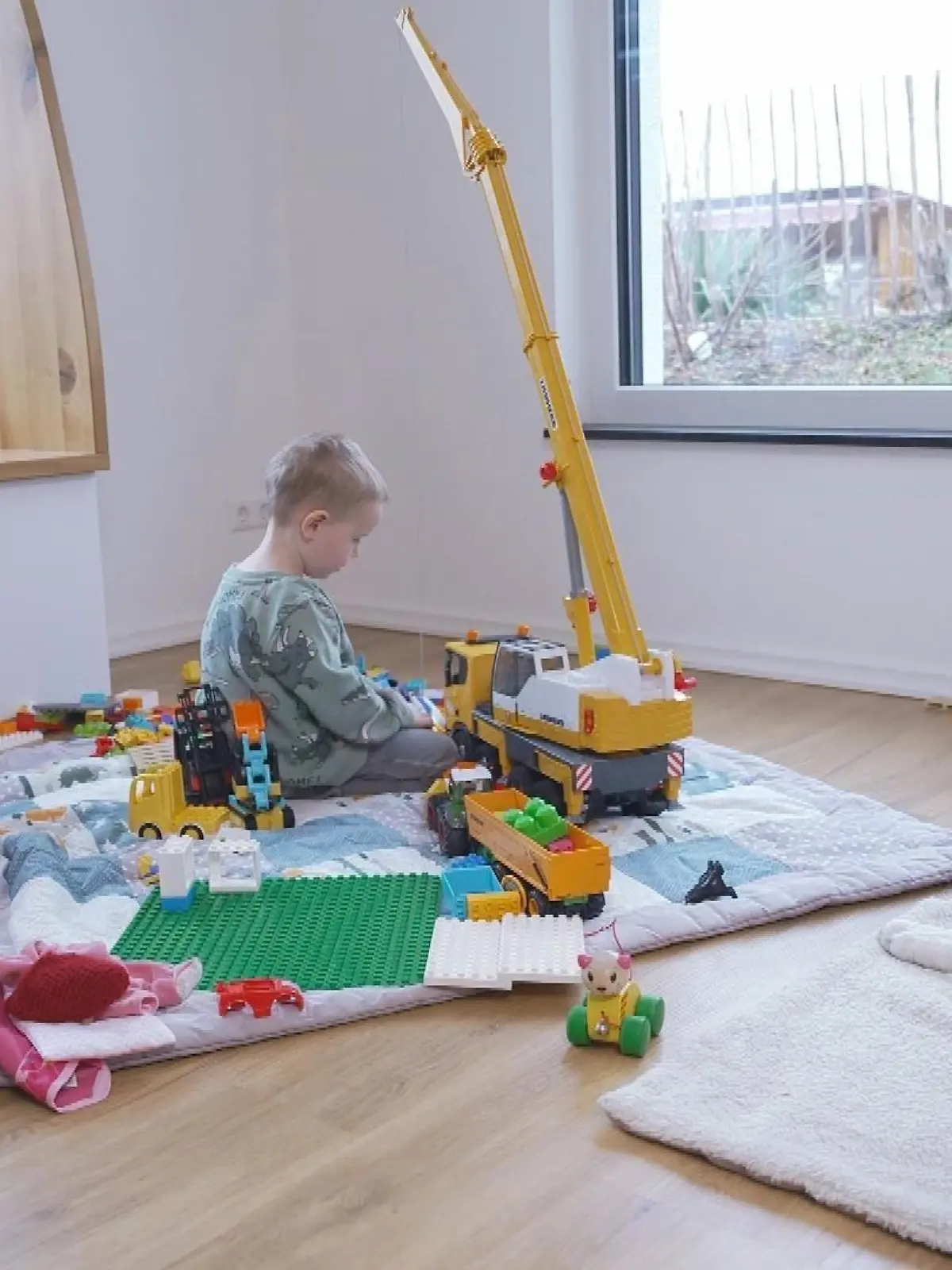 Familie Zeller mit Schäferhündin Elea.
+++ Die Verwendung des sendungsbezogenen Materials ist nur mit dem Hinweis und Verlinkung auf RTL+ gestattet. +++
