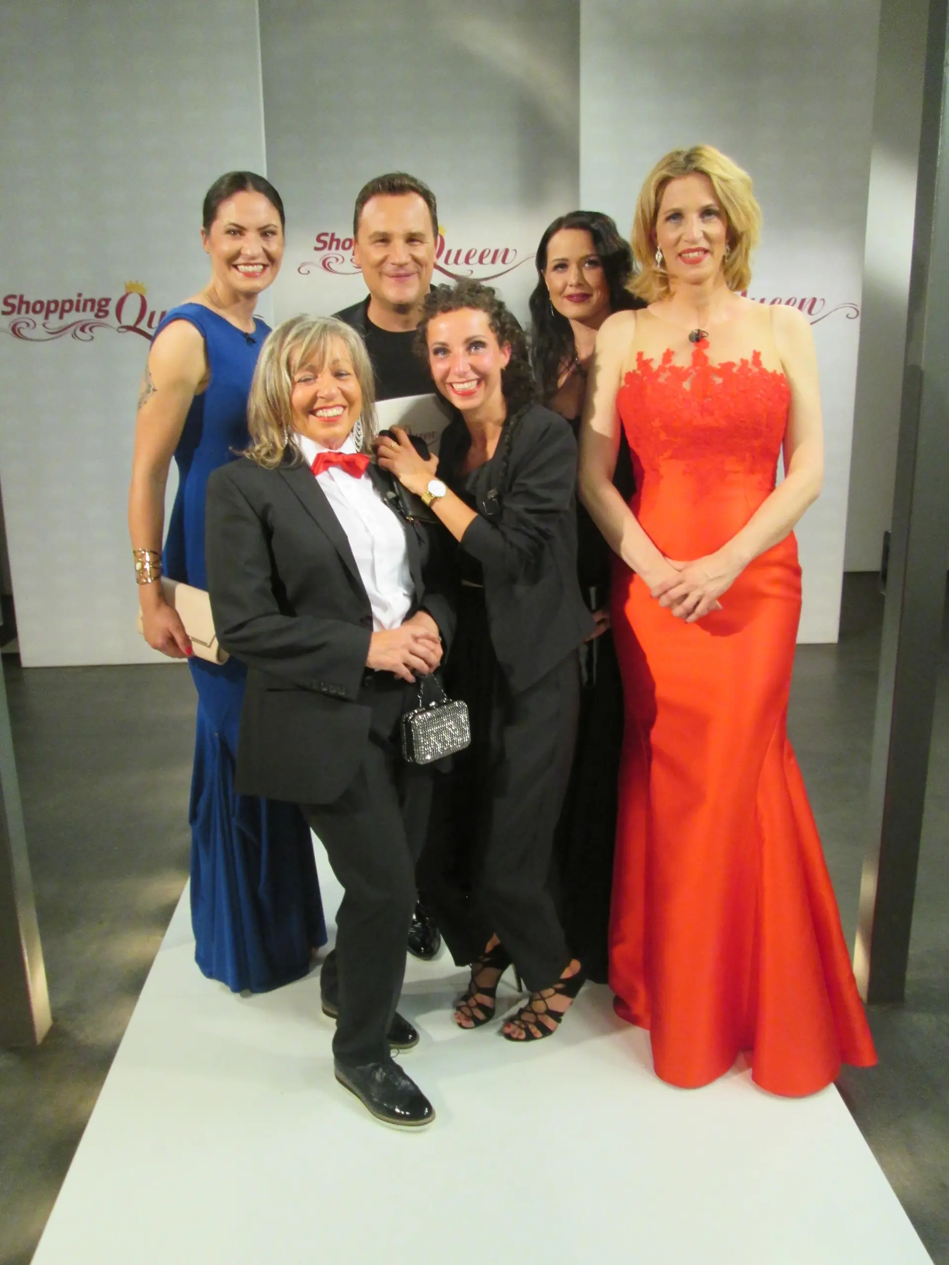 Bild zu: "Designer Guido Maria Kretschmer kürt die Gewinnerin aus Stuttgart."