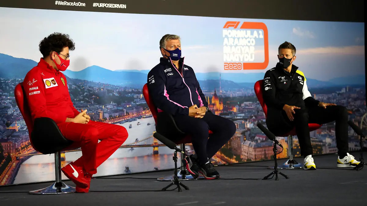 Motorsports: FIA Formula One World Championship, WM, Weltmeisterschaft 2020, Grand Prix of Hungary Motorsports: FIA Formula One World Championship 2020, Grand Prix of Hungary, Mattia Binotto ITA, Scuderia Ferrari Mission Winnow, Otmar Szafnauer ROU, BWT Racing Point F1 Team, Marcin Budkowski POL, Renault DP World F1 Team, *** Local Caption *** Photo: Dan Istitene/Formula 1/Getty Images/FIA Pool via HOCH ZWEI Budapest Hungaroring Hungary Poolfoto HOCH ZWEI/Pool/Formula 1 via Get ,EDITORIAL USE ONLY