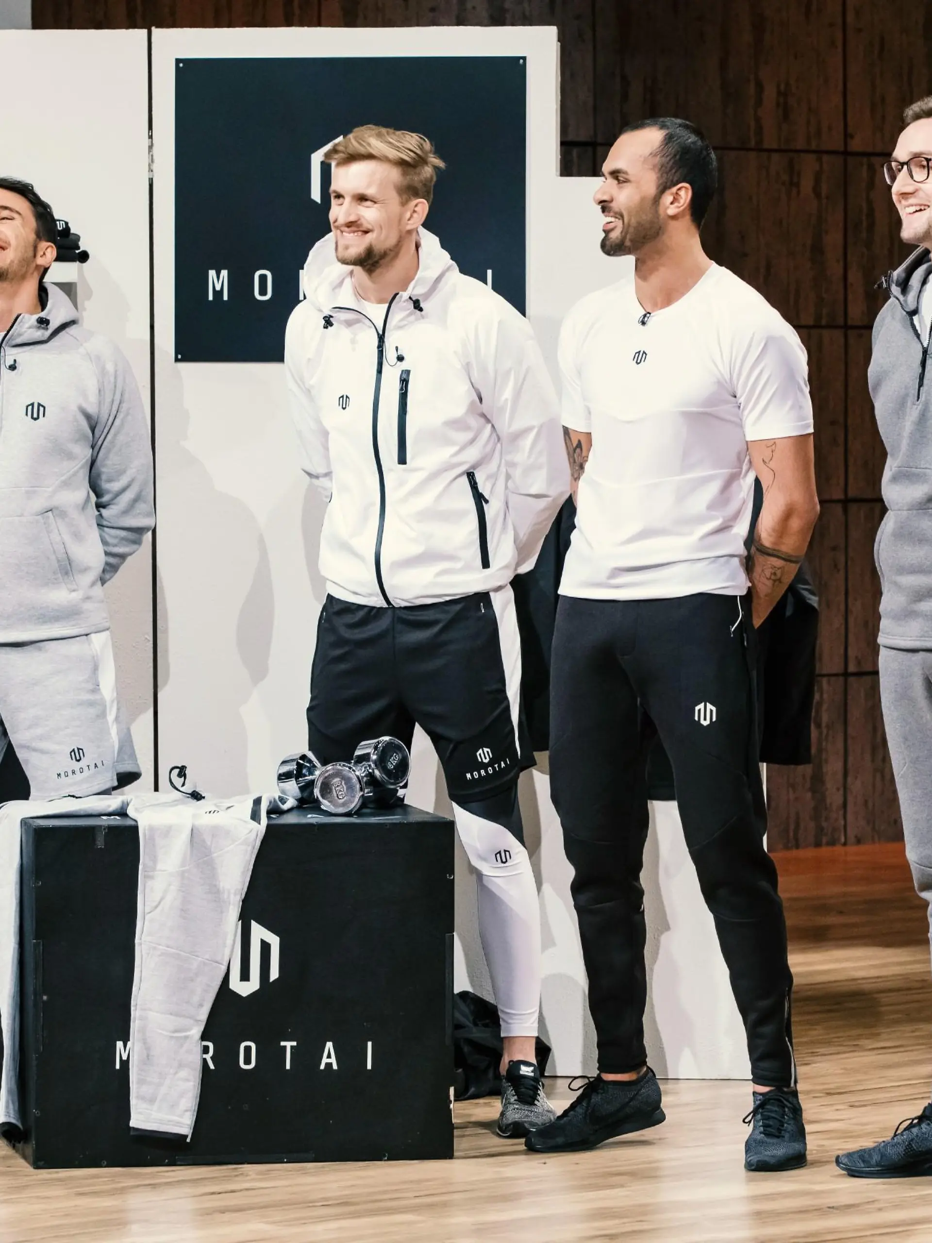 Andreas Maier, Waldemar Wenzel, Rafy Ahmed und Werner Strauch aus Birkenfeld präsentieren mit "MOROTAI" Sportbekleidung. Sie erhoffen sich ein Investment von 75.000 Euro für 15 Prozent ihres Unternehmens.