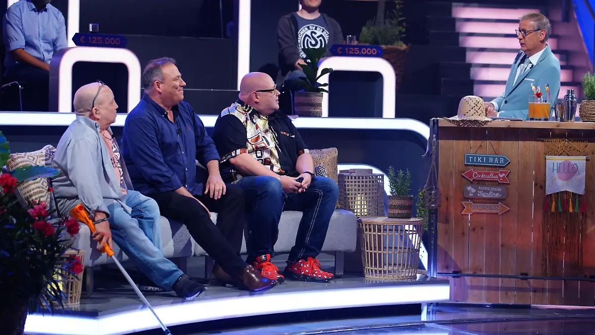 "Wer wird Millionär?"-Kandidaten Marcus Petzel, Rainer Bardtke und Thorsten Heft mit Moderator Günther Jauch