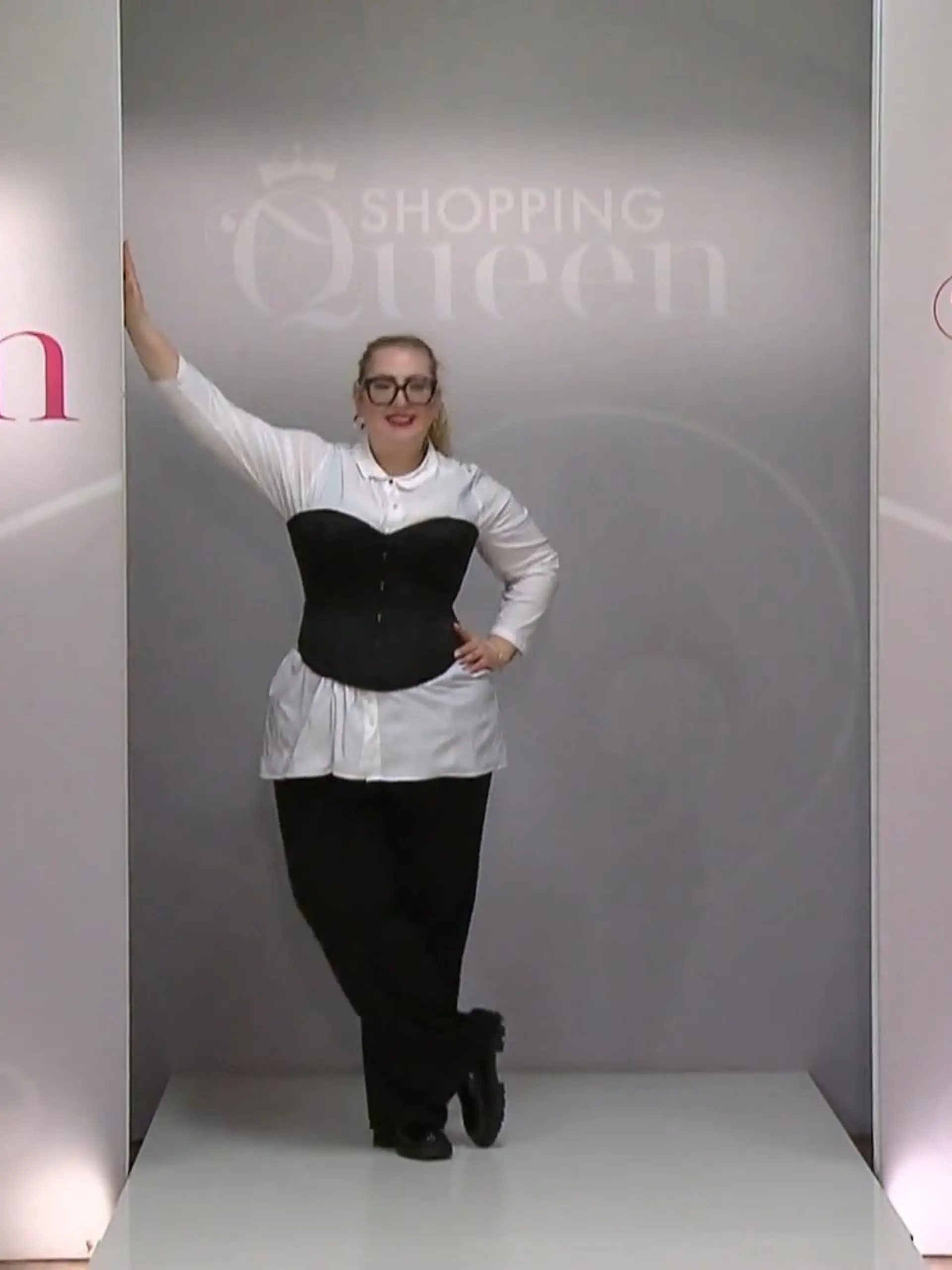 Für „Shopping Queen“-Kandidatin Marie war der Start in die Hamburger Woche kein leichter.