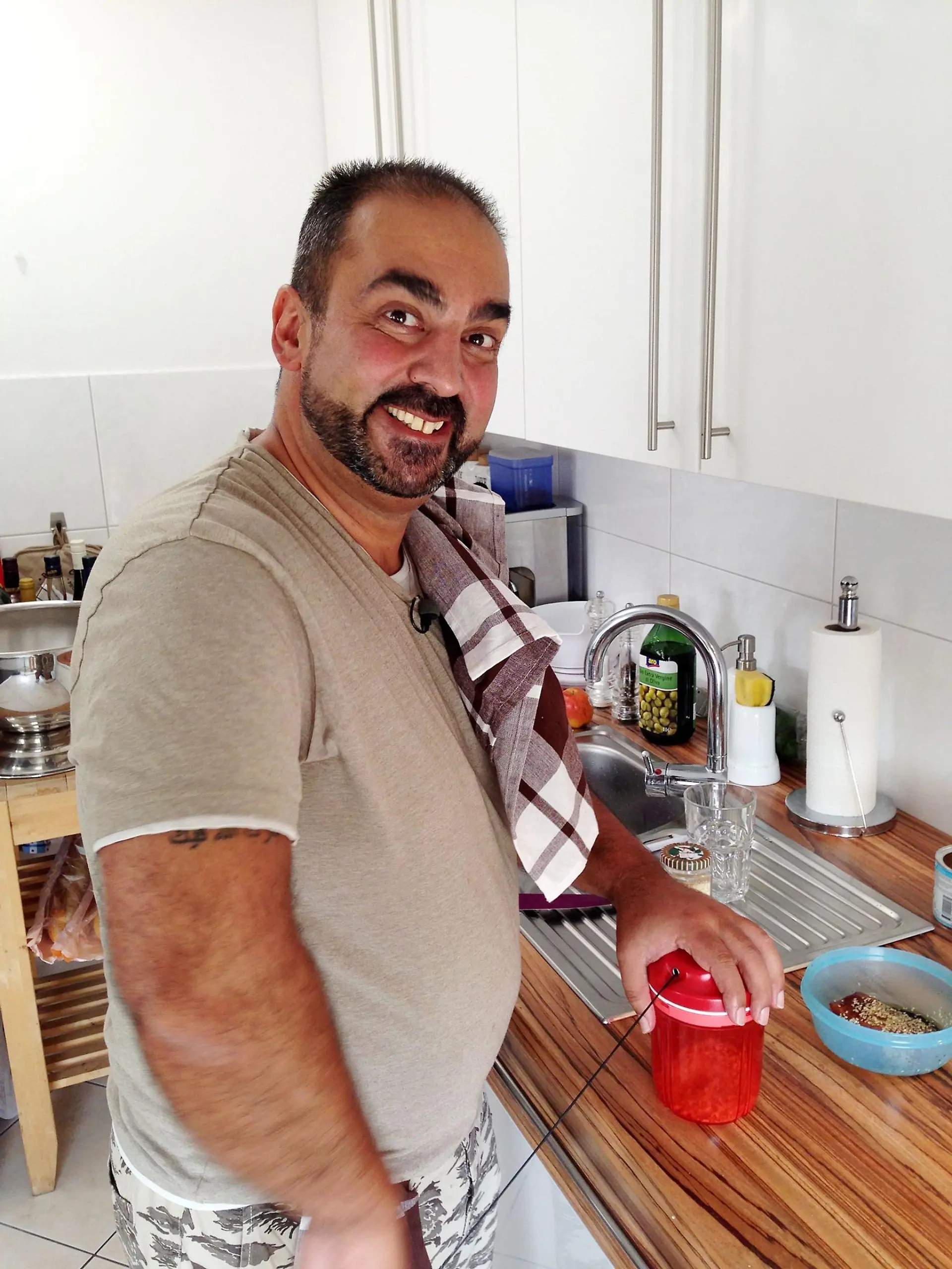 Gastgeber Erdal (41)