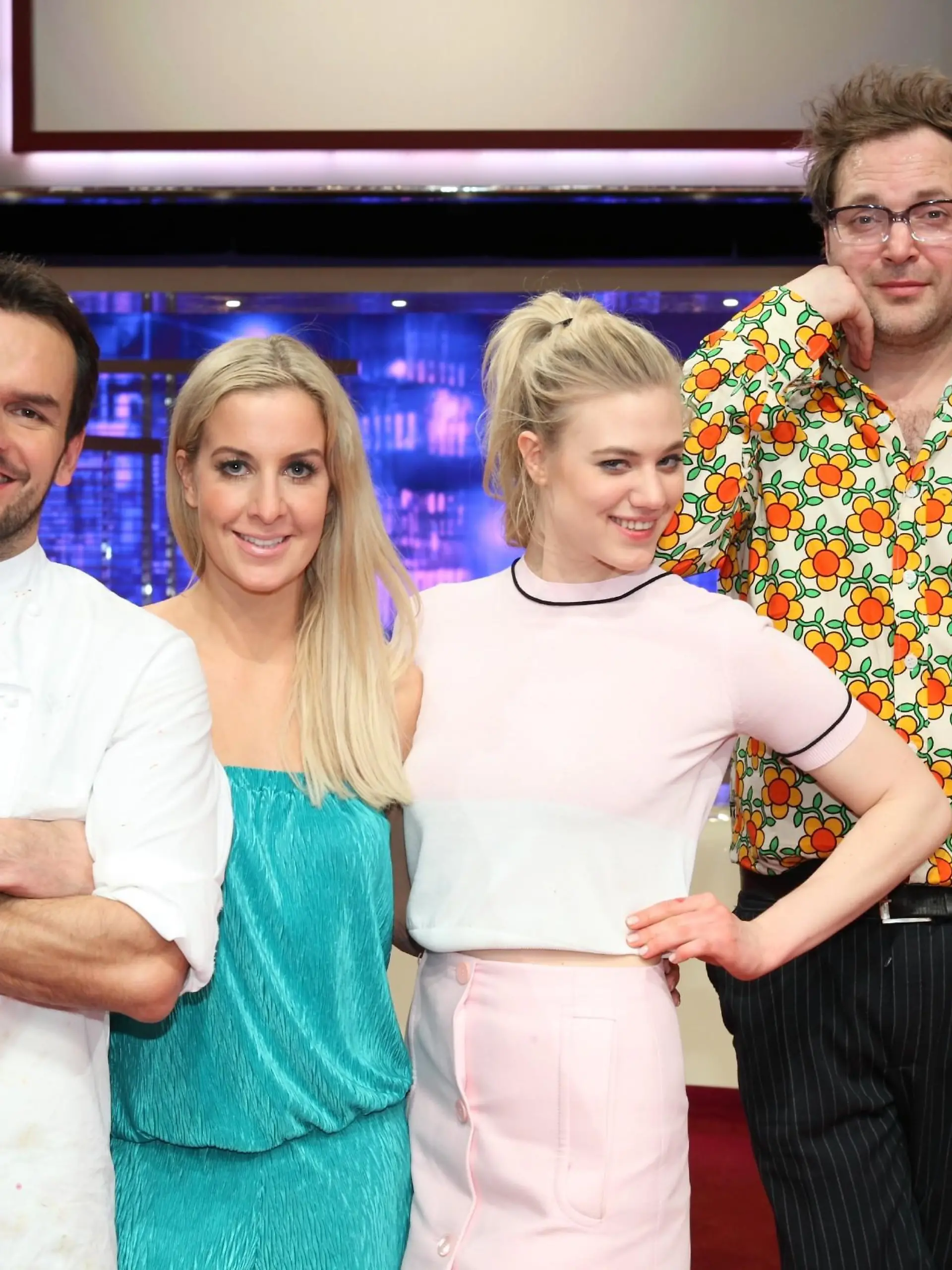 V.l.: Star-Koch Steffen Henssler, Charlotte Würdig, Larissa Marolt und Paul Panzer
