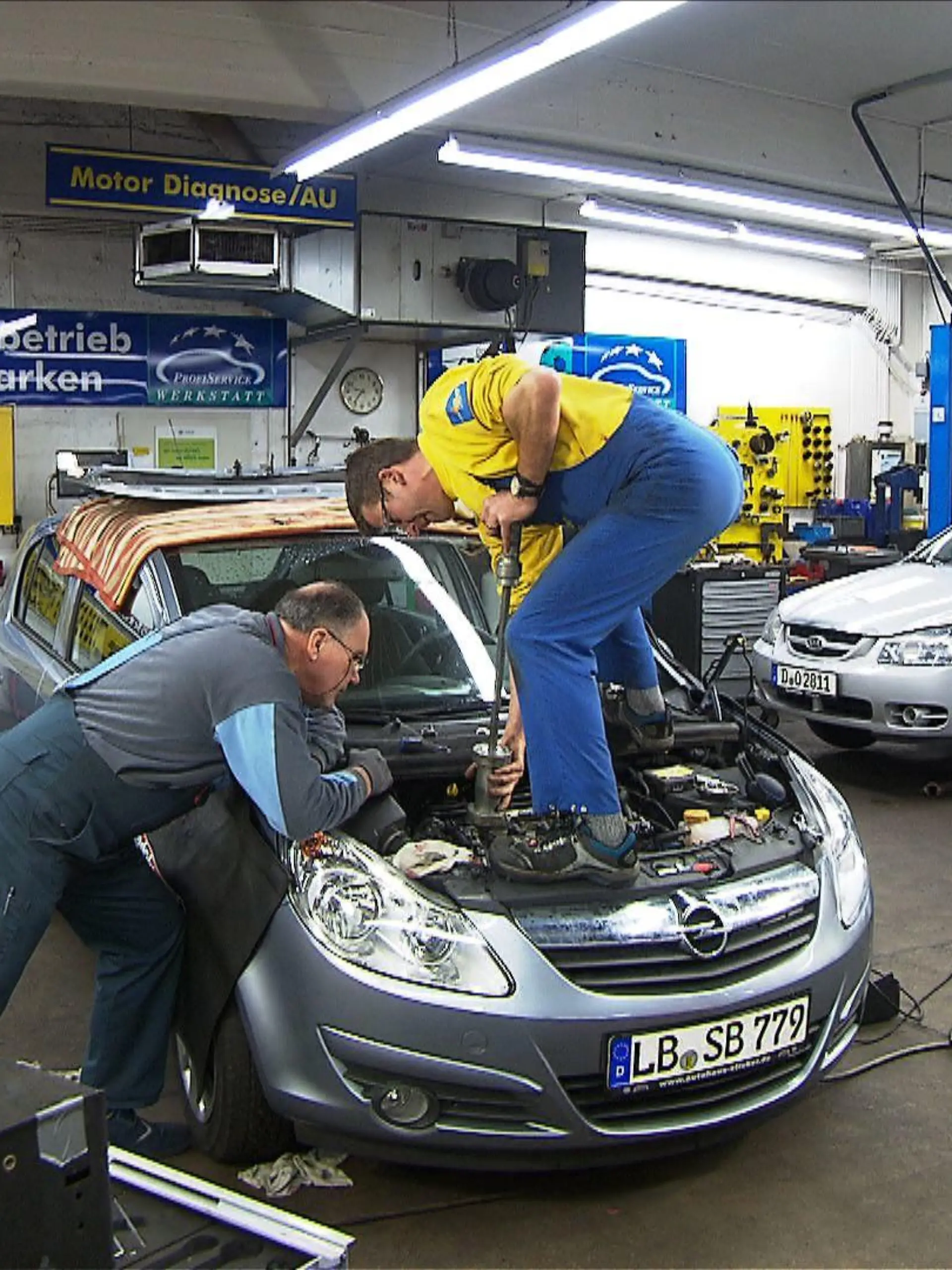 Internetbilder-Folge10 Autodocs2
