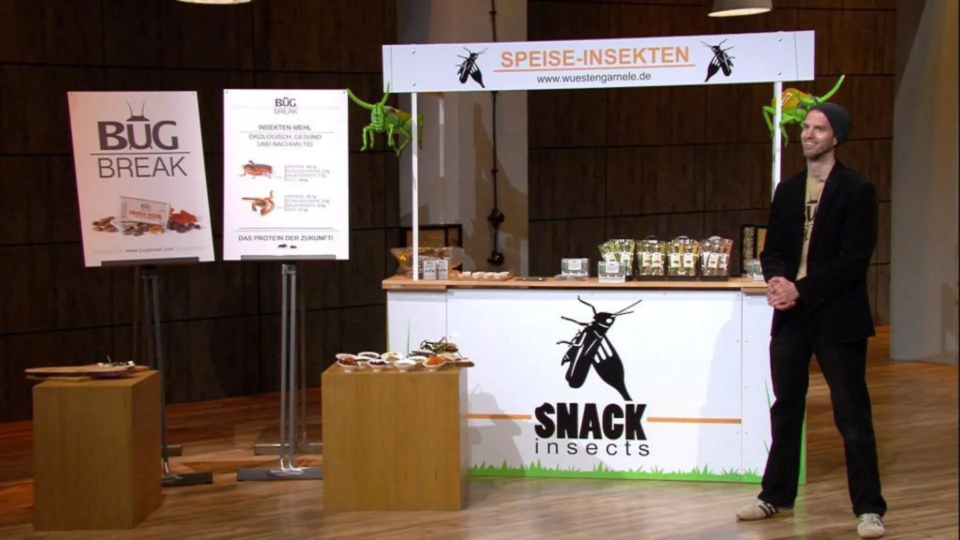 "Bug Break" Folke Dammann (34) aus Witzeeze hat sich mit dem Vertrieb von Speiseinsekten selbstständig gemacht. Er versorgt den Einzelhandel und die Gastronomie u.a. mit Mehlwürmern und Heuschrecken.