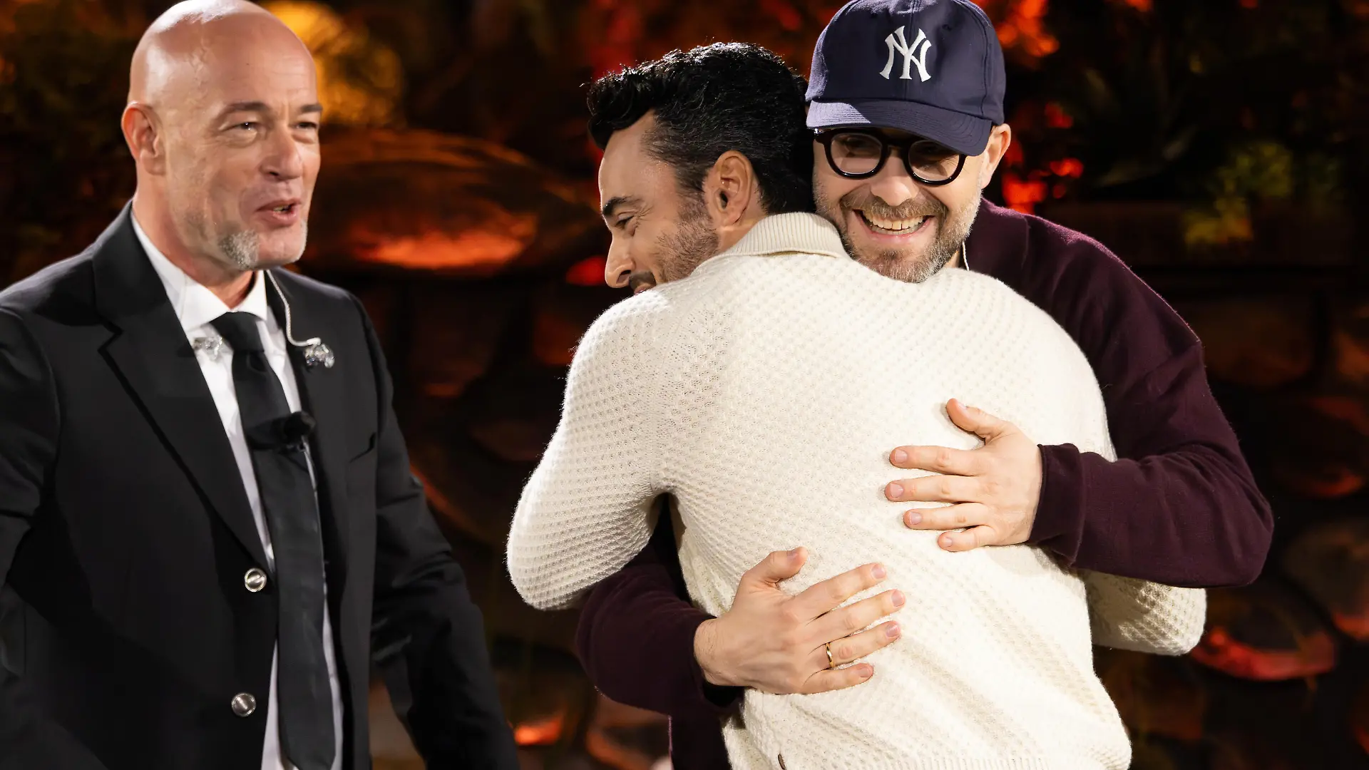 V.l.: Unheilig, Giovanni Zarrella, Mark Forster

+++ Die Verwendung des sendungsbezogenen Materials ist nur mit dem Hinweis und Verlinkung auf RTL+ gestattet. +++