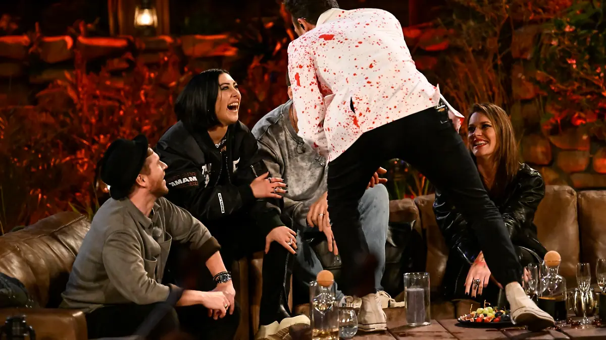 V.l.: Johannes Oerding, ELIF, Vincent Stein ("SDP") und Floor Jansen
Die Verwendung des sendungsbezogenen Materials ist nur mit dem Hinweis und Verlinkung auf RTL+ gestattet.
