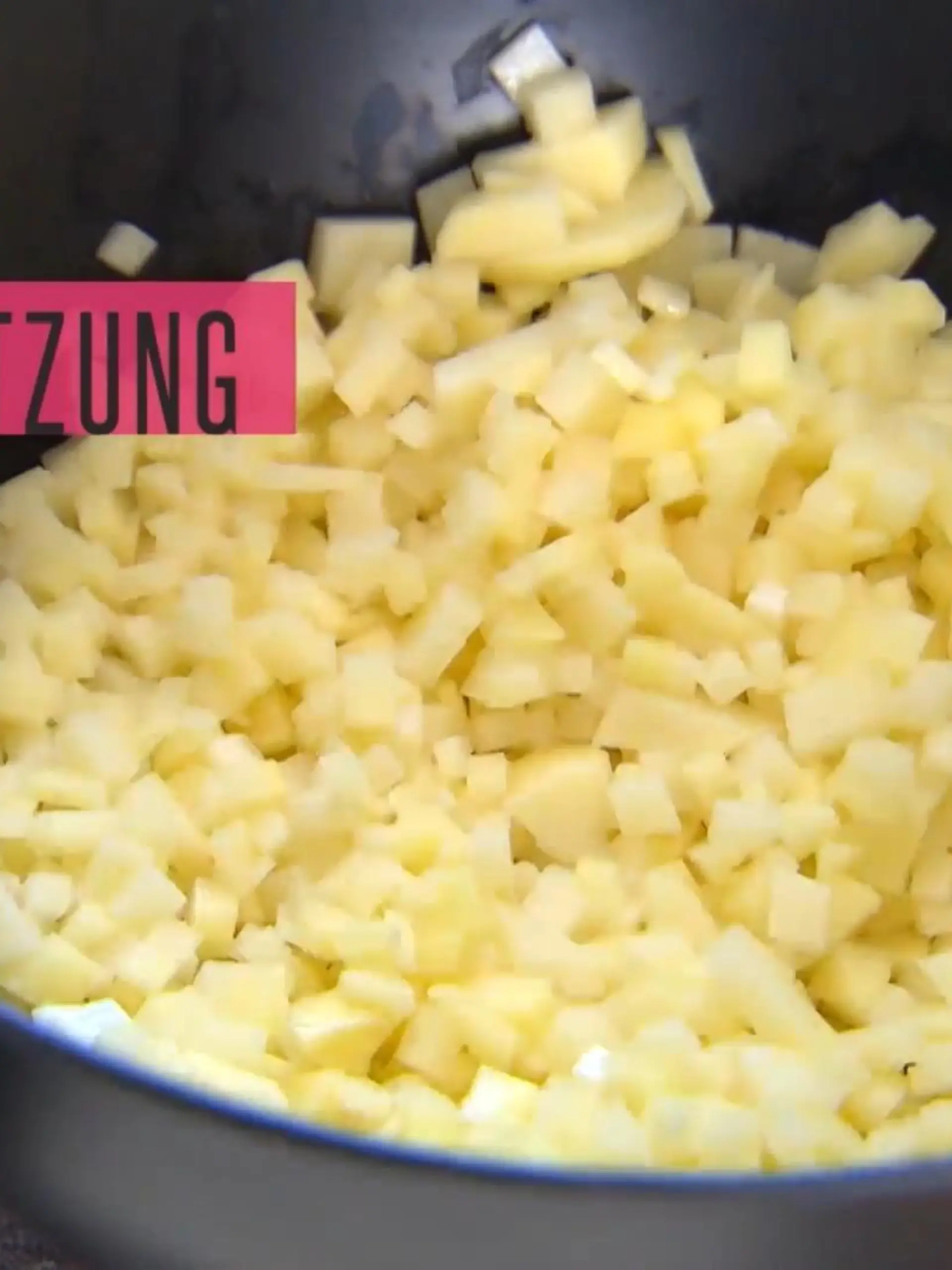 Das perfekte Dinner: Patentante Gabi hat sich bei der Größe der Kartoffelstückchen durchgesetzt - aber Claudia liebt sie trotzdem!