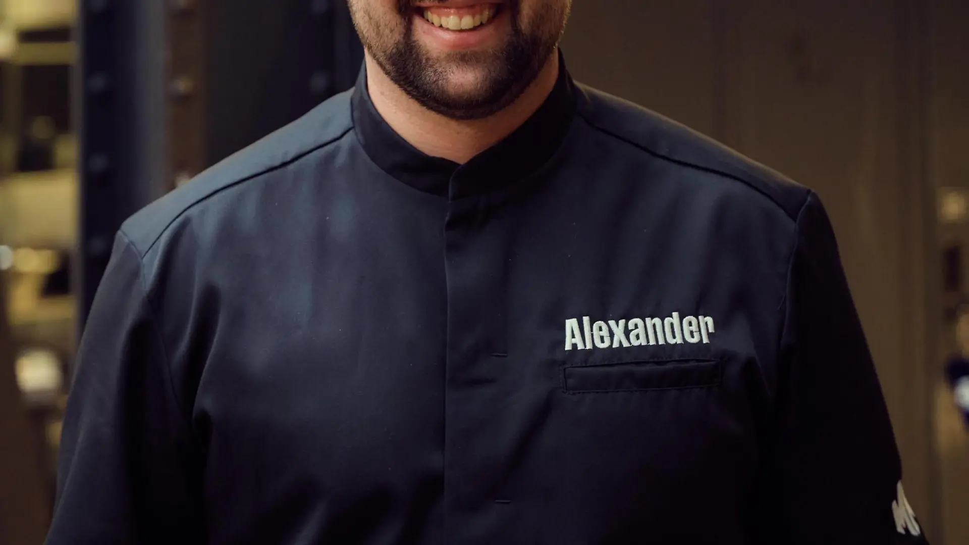 Sperrfrist für alle Medien bis: 04.11.2025, 22:20 Uhr

Alexander

+++ Die Verwendung des sendungsbezogenen Materials ist nur mit dem Hinweis und Verlinkung auf RTL+ gestattet. +++