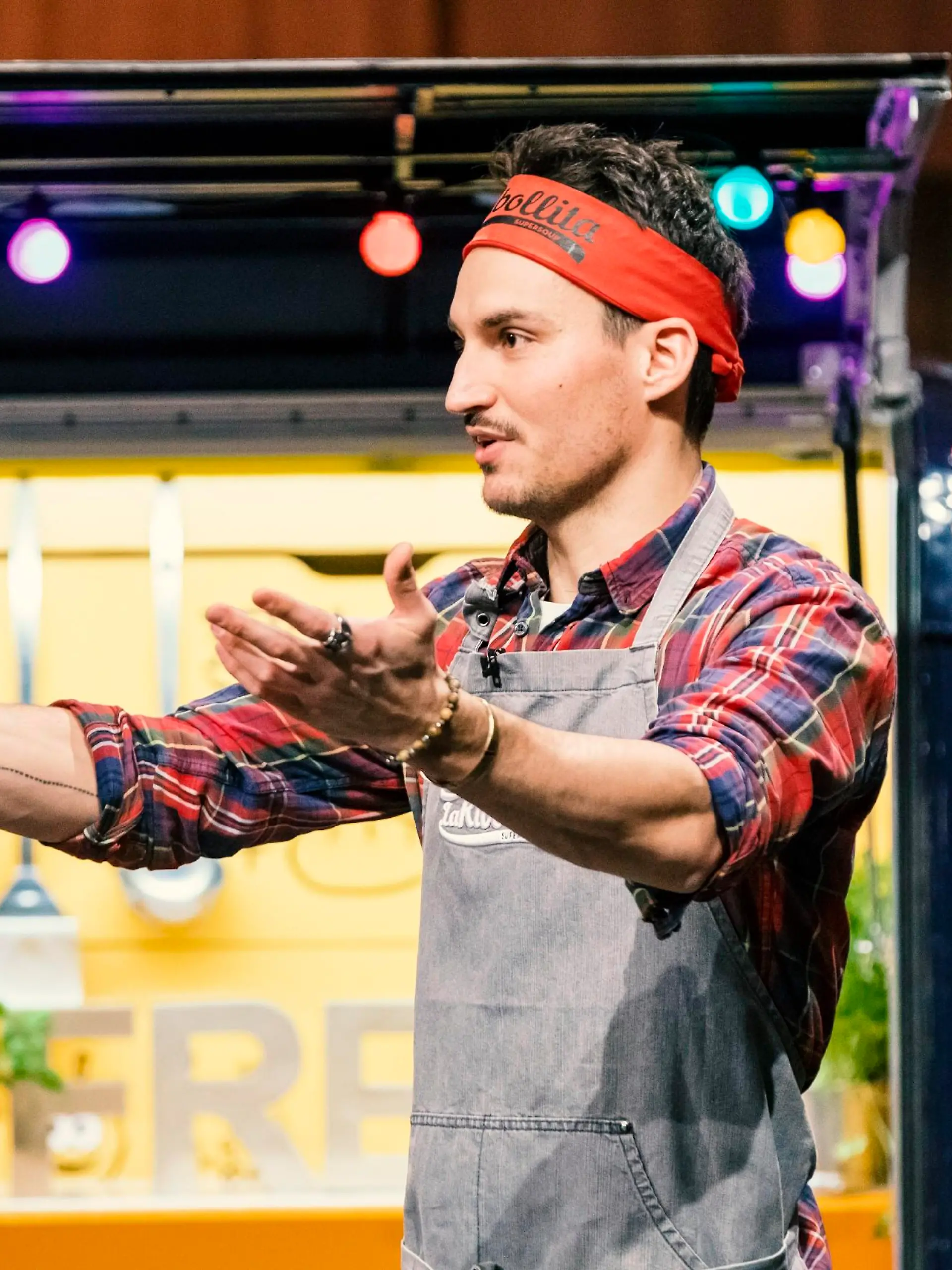 Fabian Zbinden präsentiert mit "La Ribollita" einen Supersoup Instant Eintopf. Er erhofft sich ein Investment von 42.000 Euro für 20 Prozent der Anteile an seinem Unternehmen.