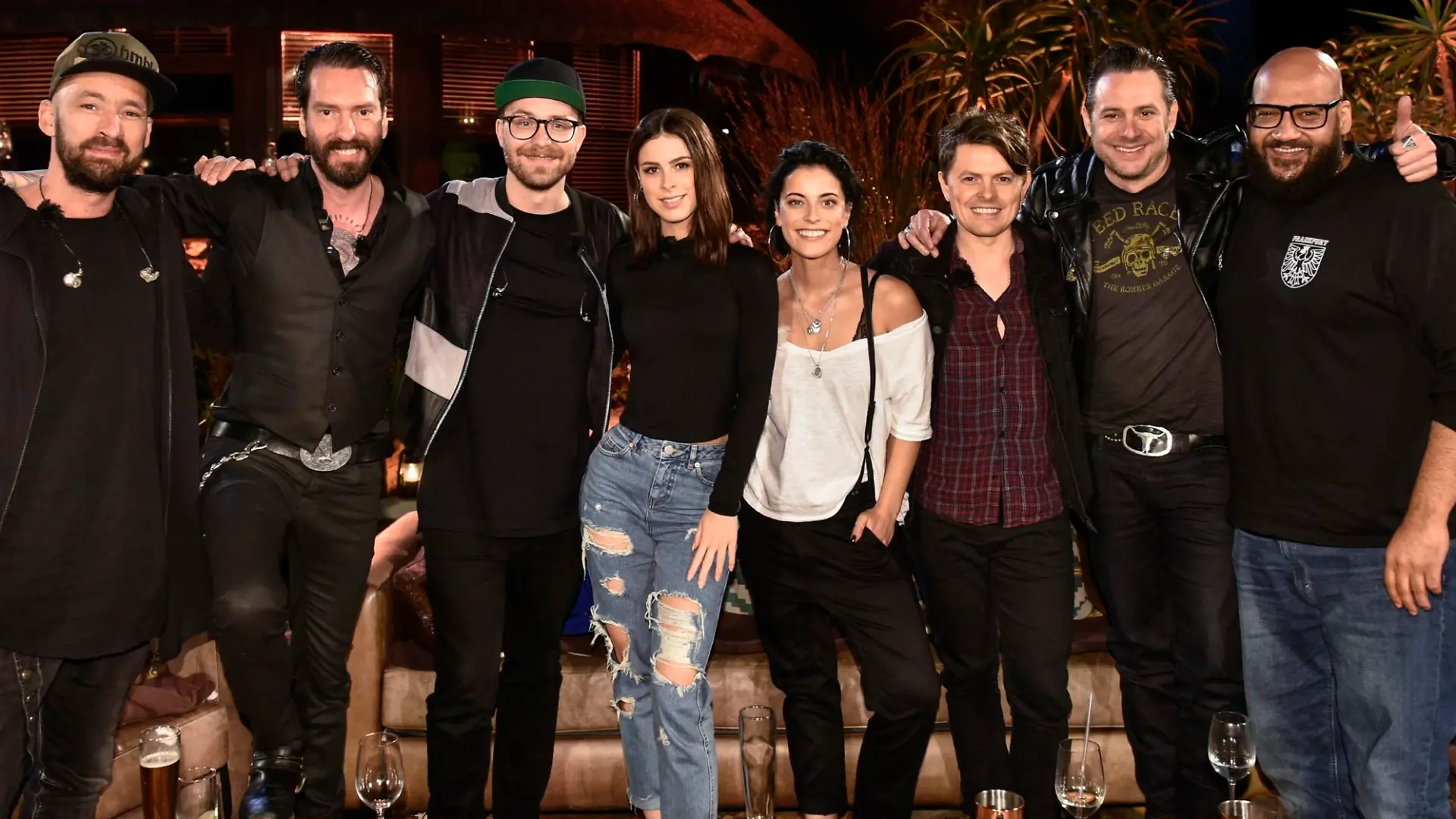 V.l.: Gentleman, Alec Völkel, Mark Forster, Lena Meyer-Landrut, Stefanie Kloß, Michael Patrick Kelly, Sascha Vollmer und Moses Pelham.