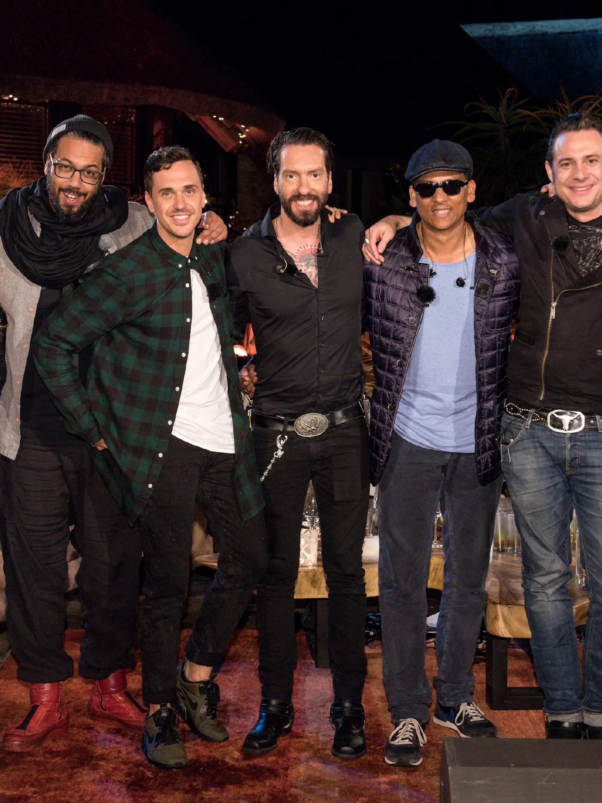 V.l.: NENA, Annett Louisan, Samy Deluxe, Seven, Alec Völkel, Xavier Naidoo, Sascha Vollmer und Wolfgang Niedecken