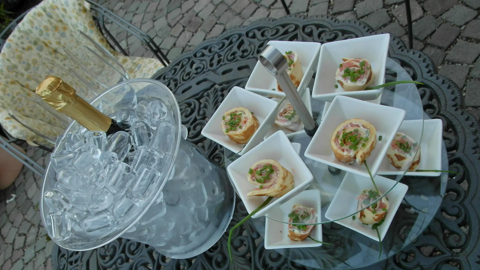 Anna Aperitif