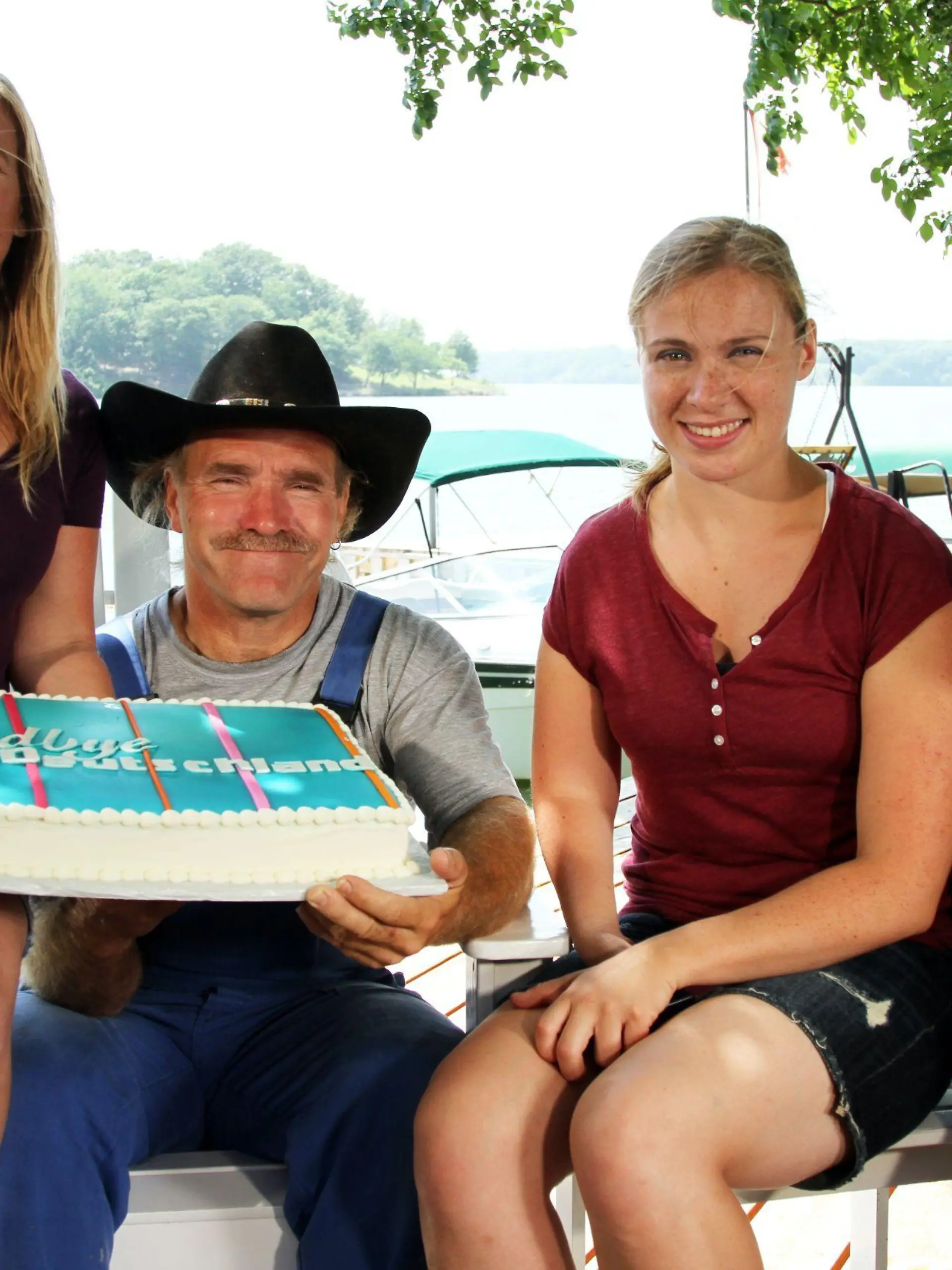 2011 (v.l.): Manuela (42), Konny (55), Janina (24) und Jason (21)