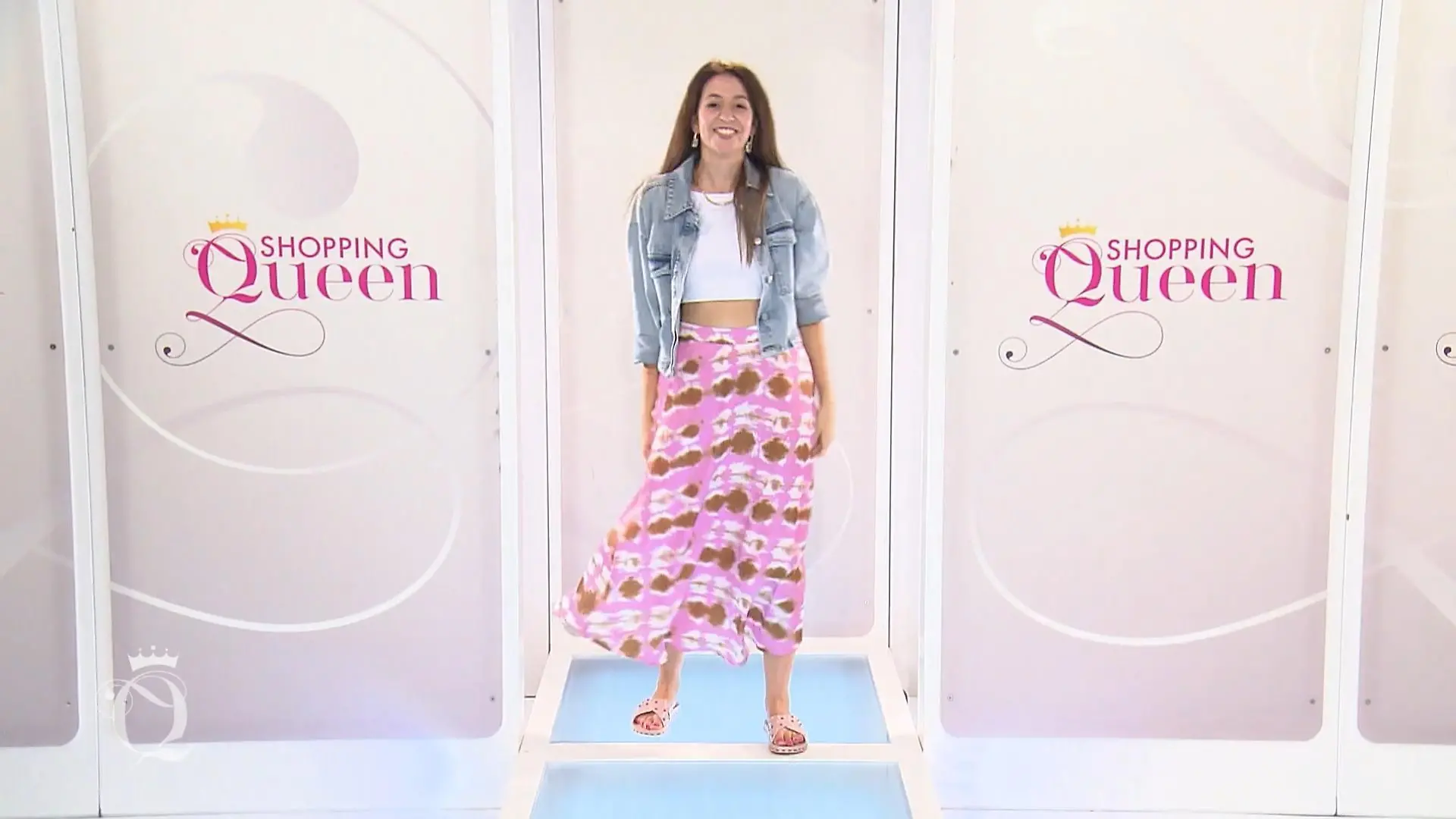 „Shopping Queen“-Kandidatin Jacqui zeigt auf dem Catwalk eine große Veränderung