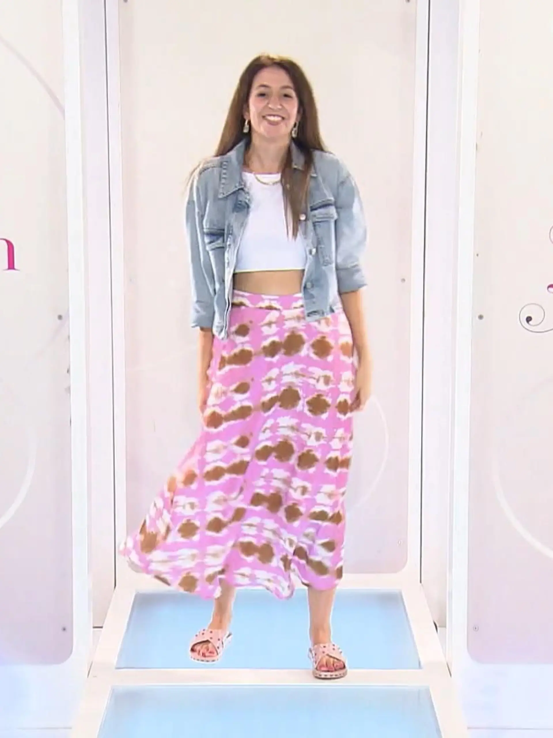 „Shopping Queen“-Kandidatin Jacqui zeigt auf dem Catwalk eine große Veränderung