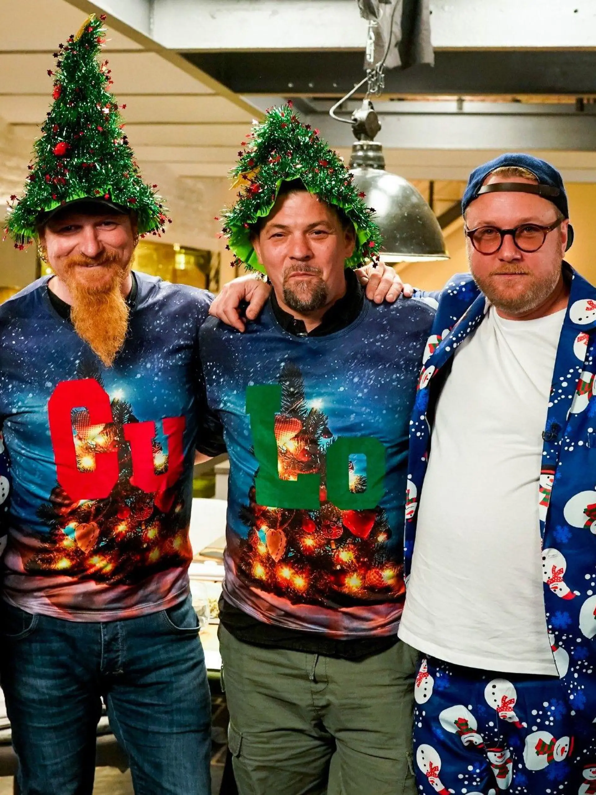 Tim Raue, Lucki Maurer, Tim Mälzer und Max Strohe (v.l.).

Die Verwendung des sendungsbezogenen Materials ist nur mit dem Hinweis und Verlinkung auf RTL+ gestattet.