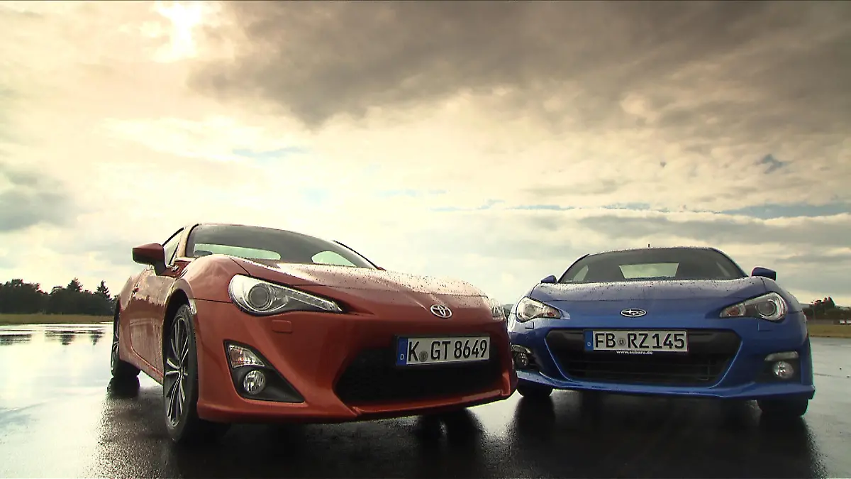VTsubaro vs toyota1