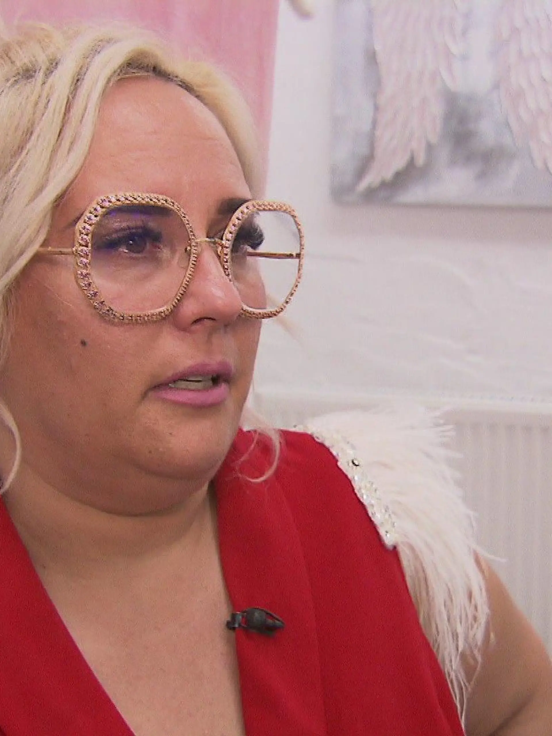 Neuzugang Anja Fritsch fühlt mit der Braut mit