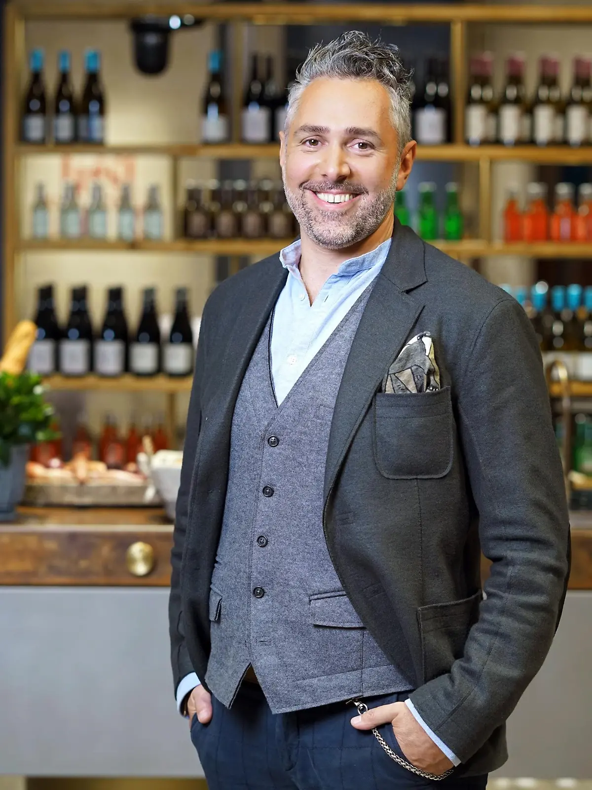 Host Roland Trettl