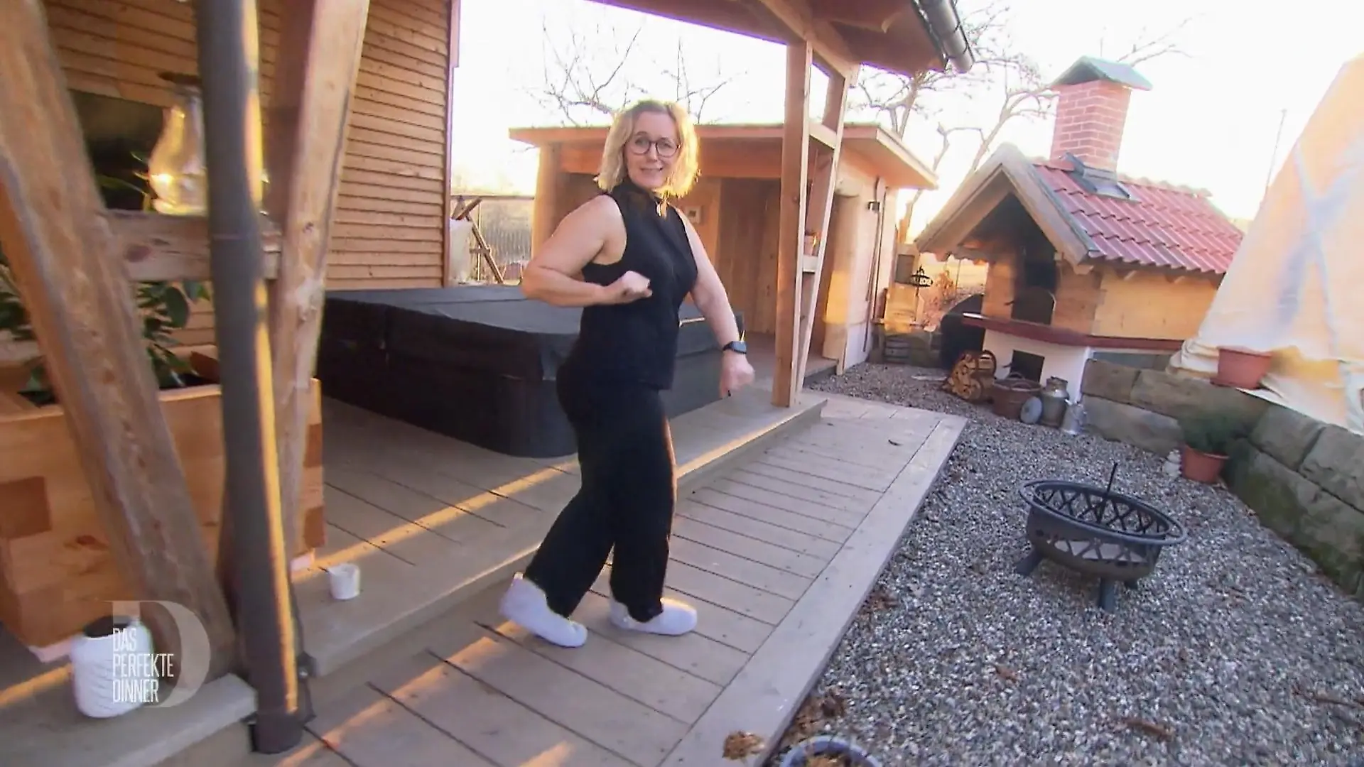 Marion zeigt stolz ihr idyllisches Zuhause.