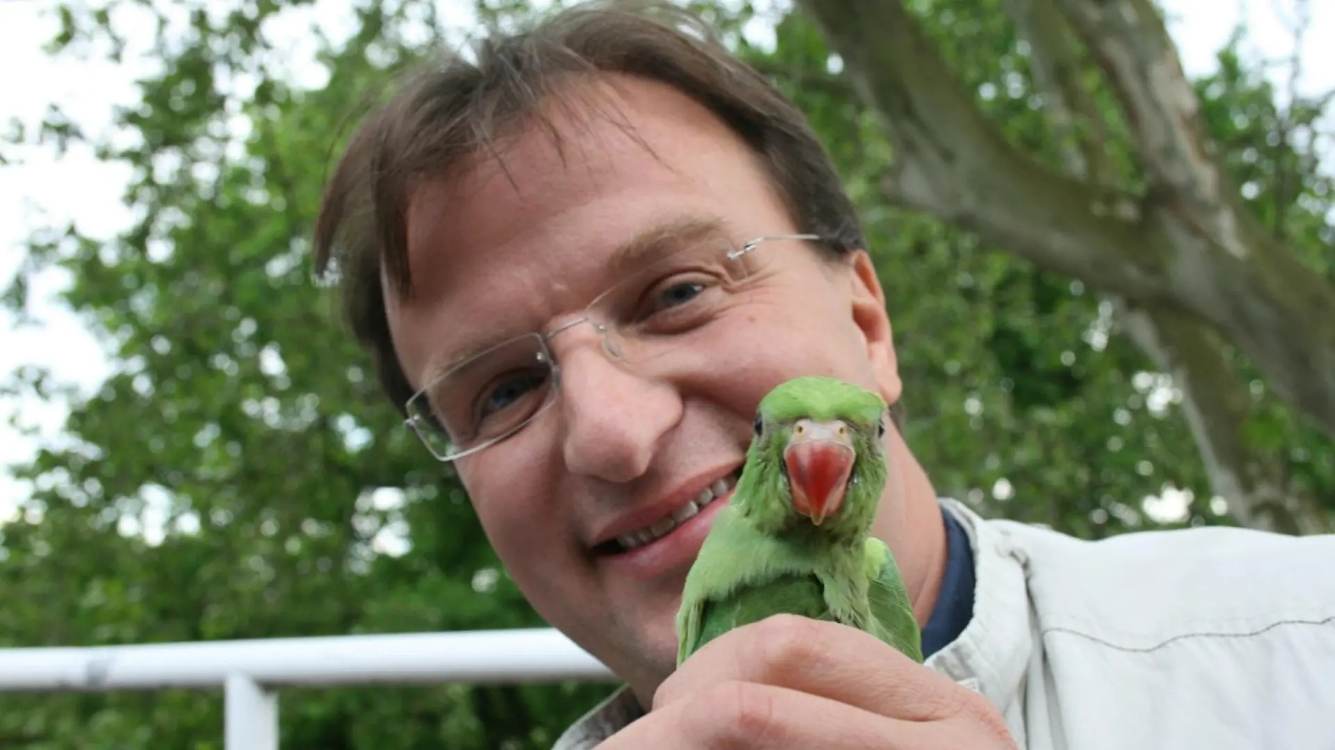 Tiergeschichten2 - VOX-DOCMA TV-CHRISTIAN NEUMANN - Reinschmidt und Halsbandsittich