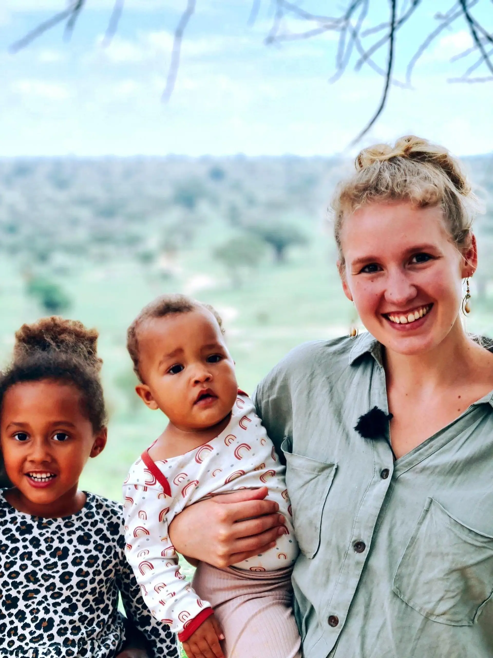 James, Aviana, Malaika und Sarah Arnold (v.l.).
+++ Die Verwendung des sendungsbezogenen Materials ist nur mit dem Hinweis und Verlinkung auf RTL+ gestattet. +++