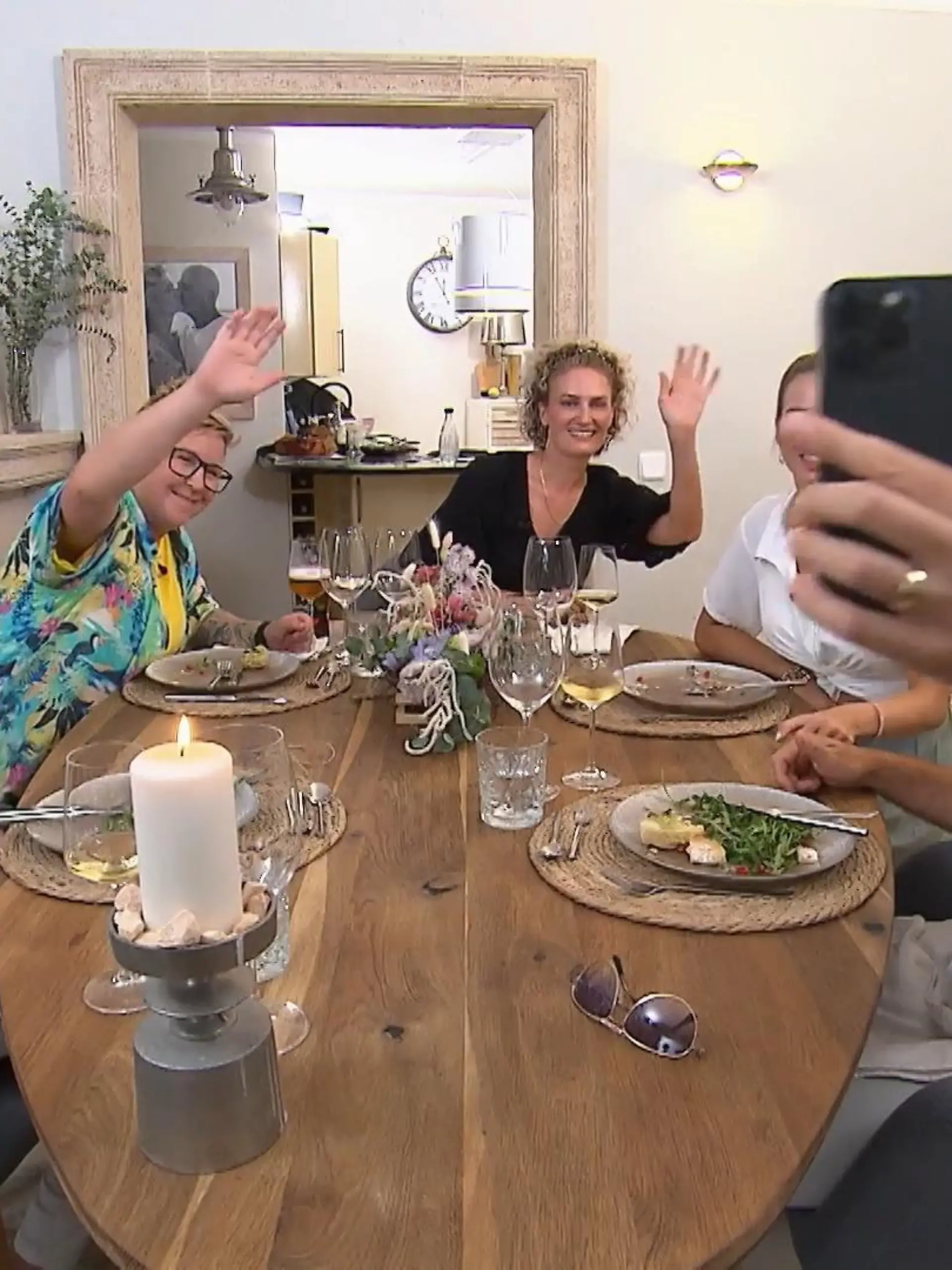 Die Mallorca-Dinnerrunde wünscht ihrem Frits gute Besserung!
