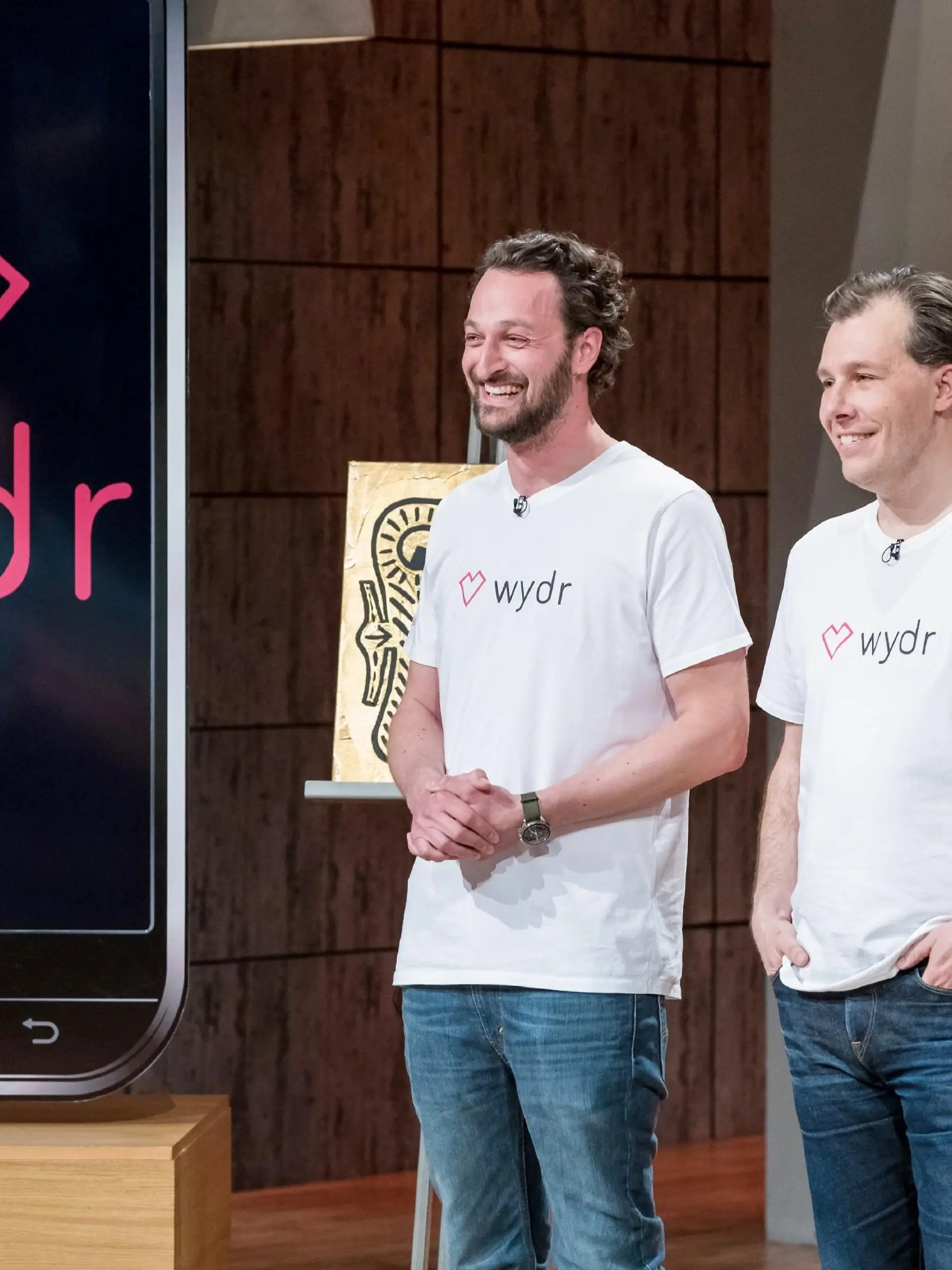 Matthias Dörner (l.) und Timo Hahn präsentieren die Kunstplattform "WYDR". Sie erhoffen sich ein Investment von 249.999 Euro für 20 Prozent ihres Unternehmens.
