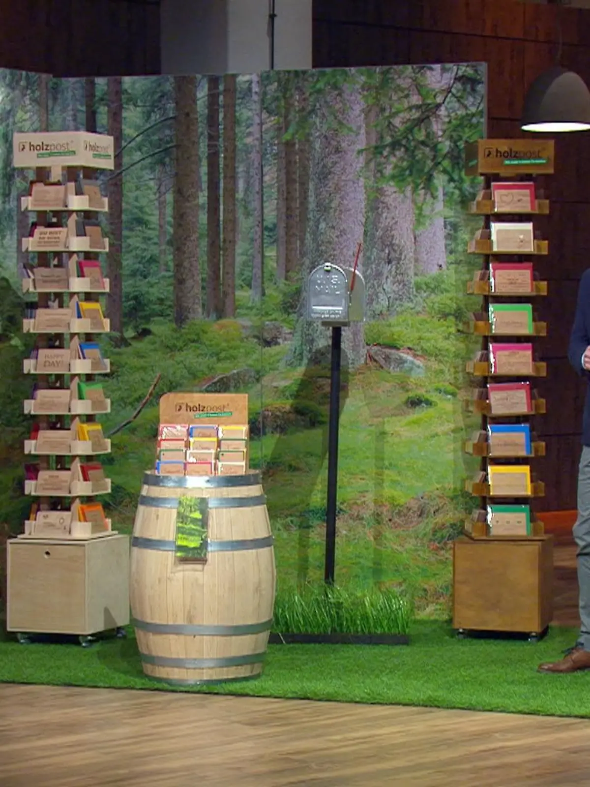 Holzpost: Felix Bank