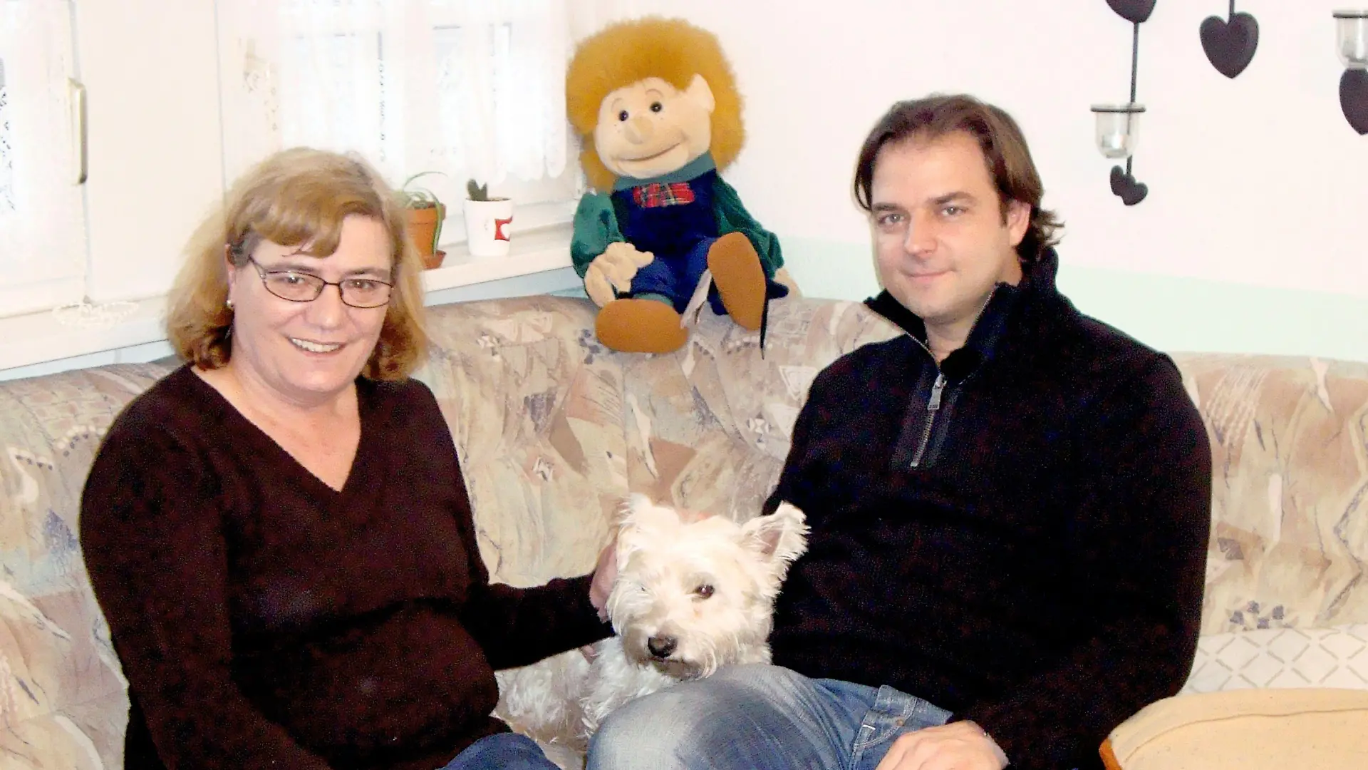 Elke Miebach, Hundeprofi Martin Rütter und West-Highland-Rüde Charly