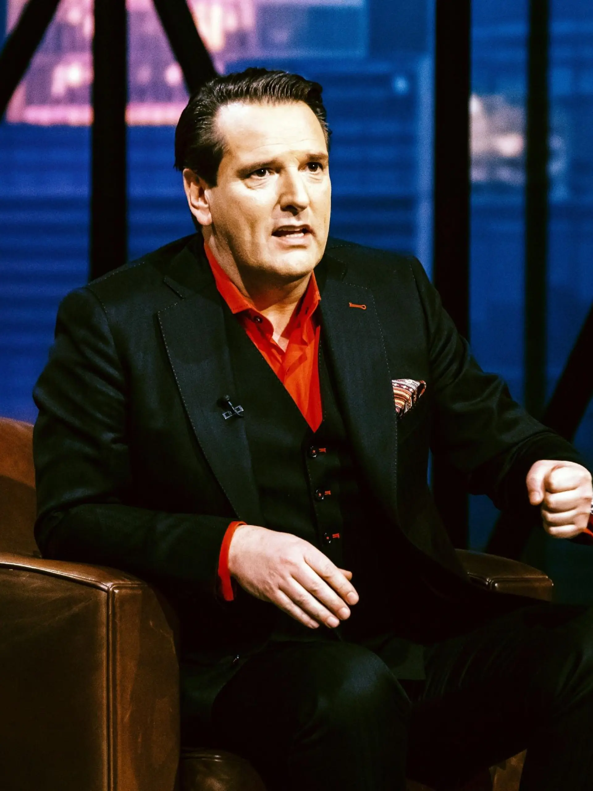Investor Ralf Dümmel nimmt das Angebot von "Trinity" genau unter die Lupe.