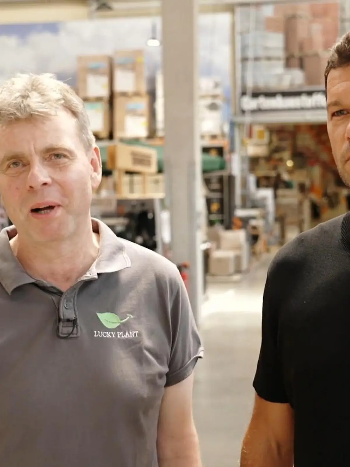 So sehen zufriedene Unternehmer aus: Dr. Thomas Hüster und Michael Ballack