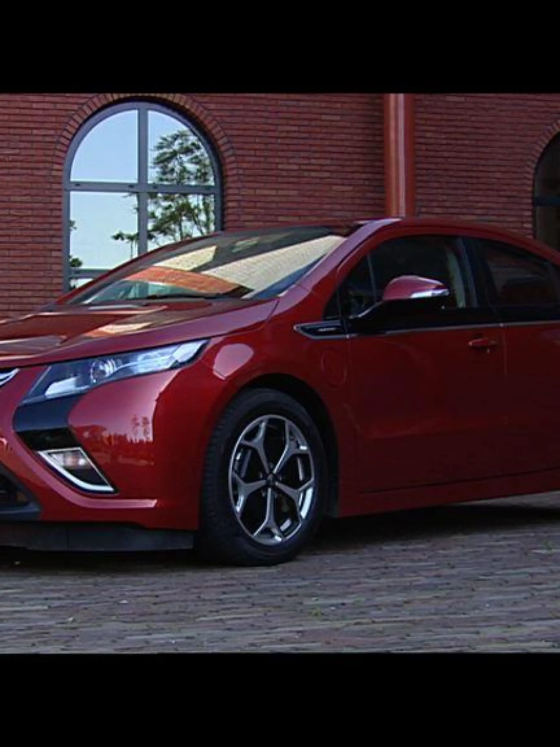 Opel ampera 2