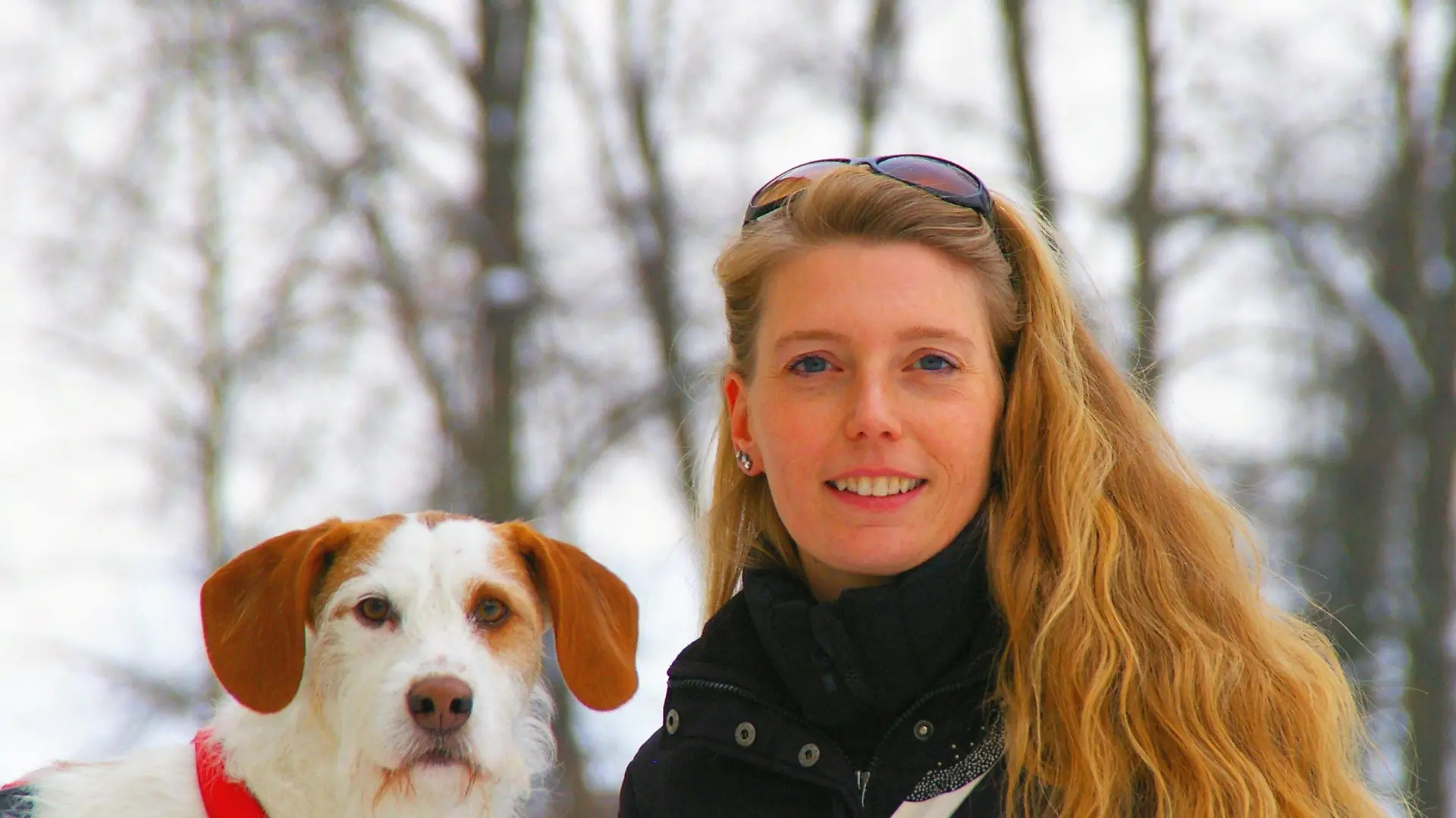In zahlreichen Vorträgen und Veröffentlichungen engagiert sich Rechtsexpertin Dorrit Franze für die Verankerung von Tierrechten in der Gesellschaft und setzt sich für das Wohl der Tiere ein.