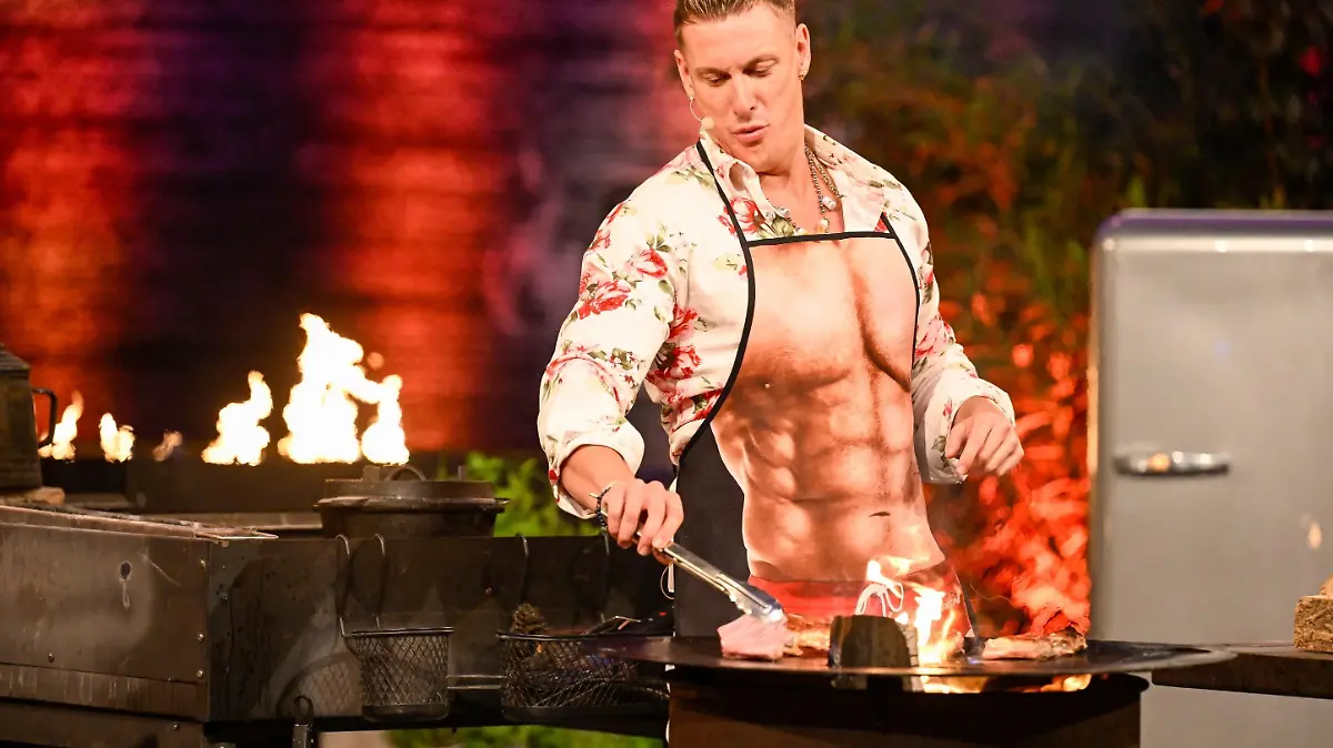 Calvin Kleinen
+++ Die Verwendung des sendungsbezogenen Materials ist nur mit dem Hinweis und Verlinkung auf RTL+ gestattet. +++