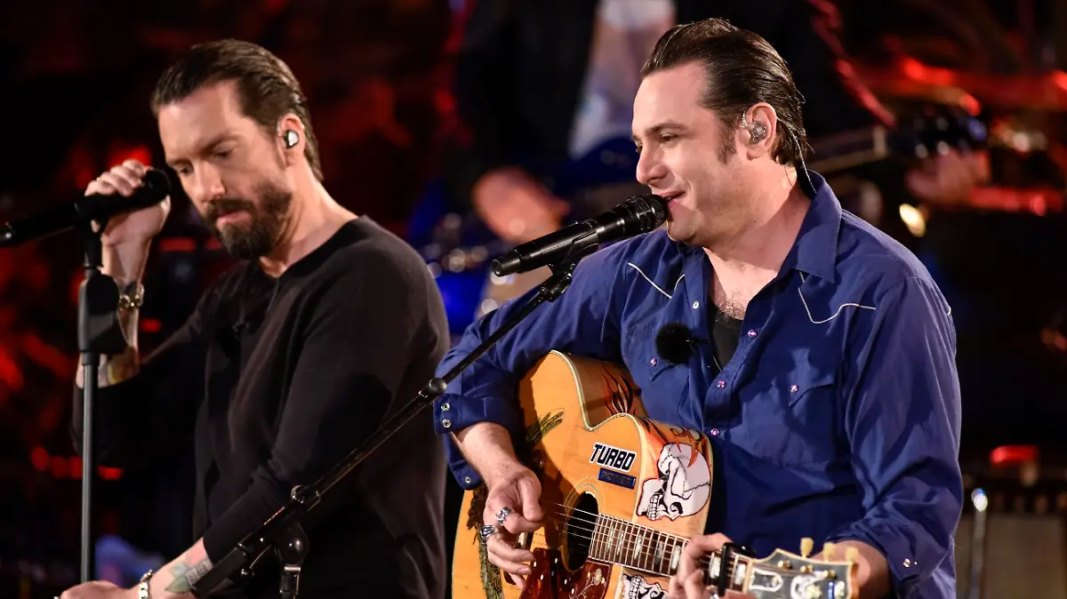Alec Völkel (l.) und Sascha Vollmer von "The BossHoss".