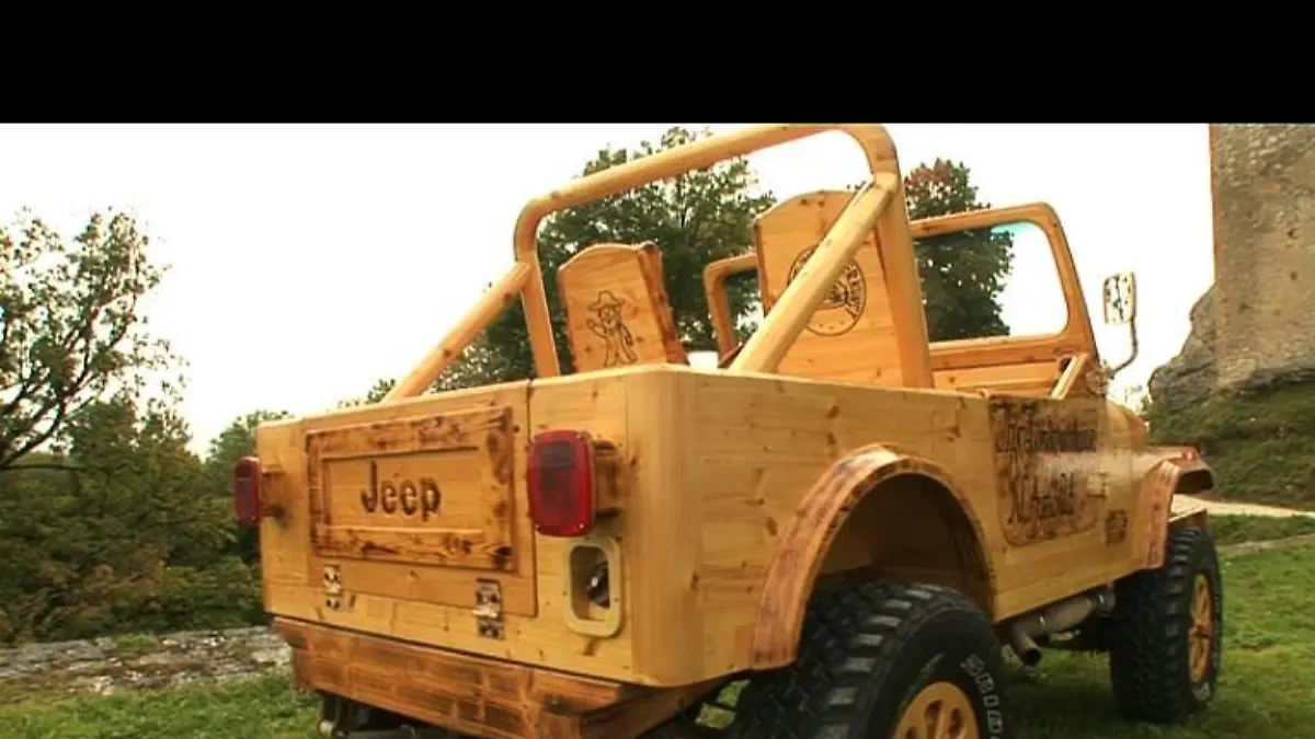 Holzjeep 2